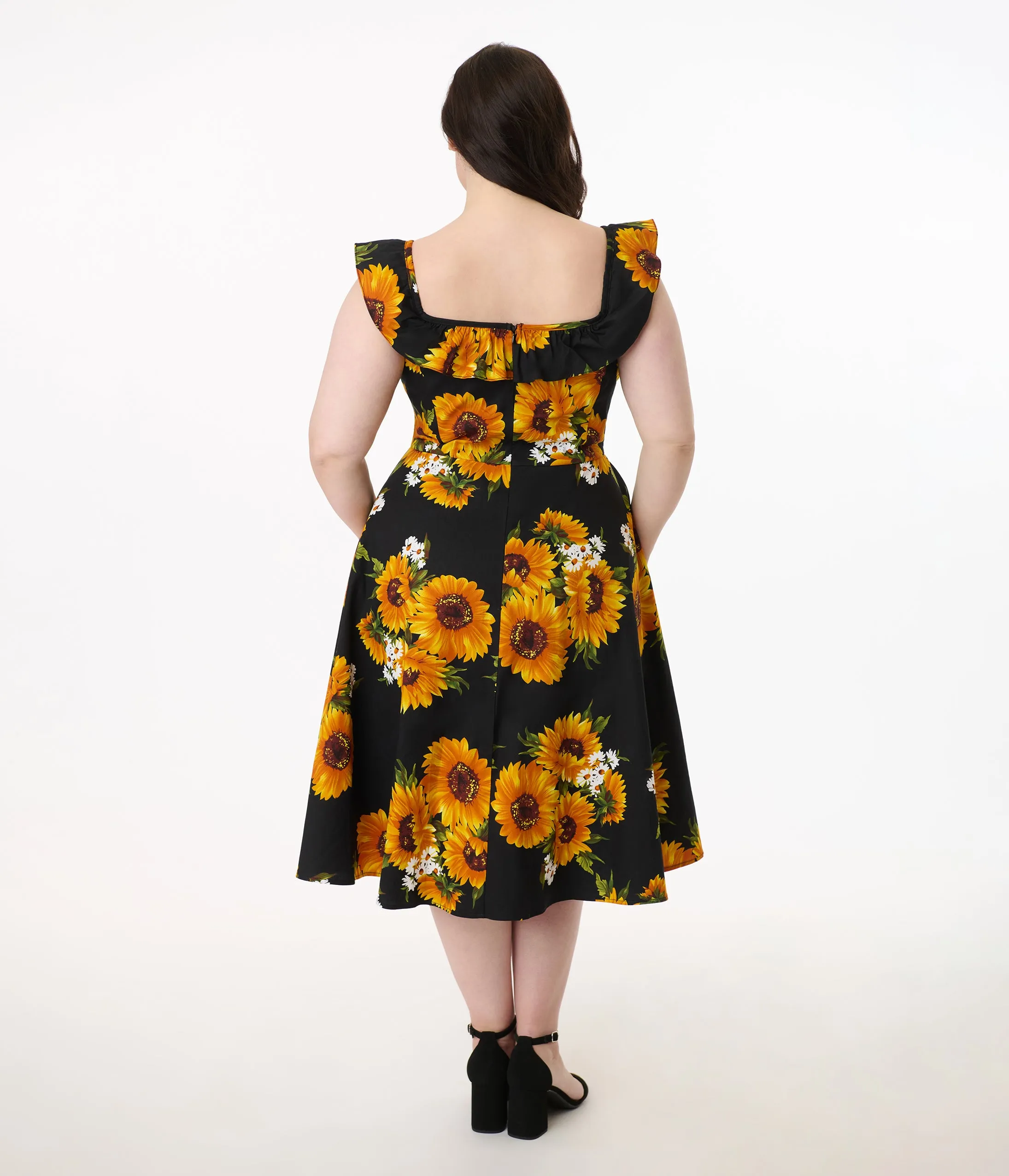 Magnolia Place Plus Size Sunflower Print Barbara Swing Dress sold by Unique Vintage product image thumbnail 2