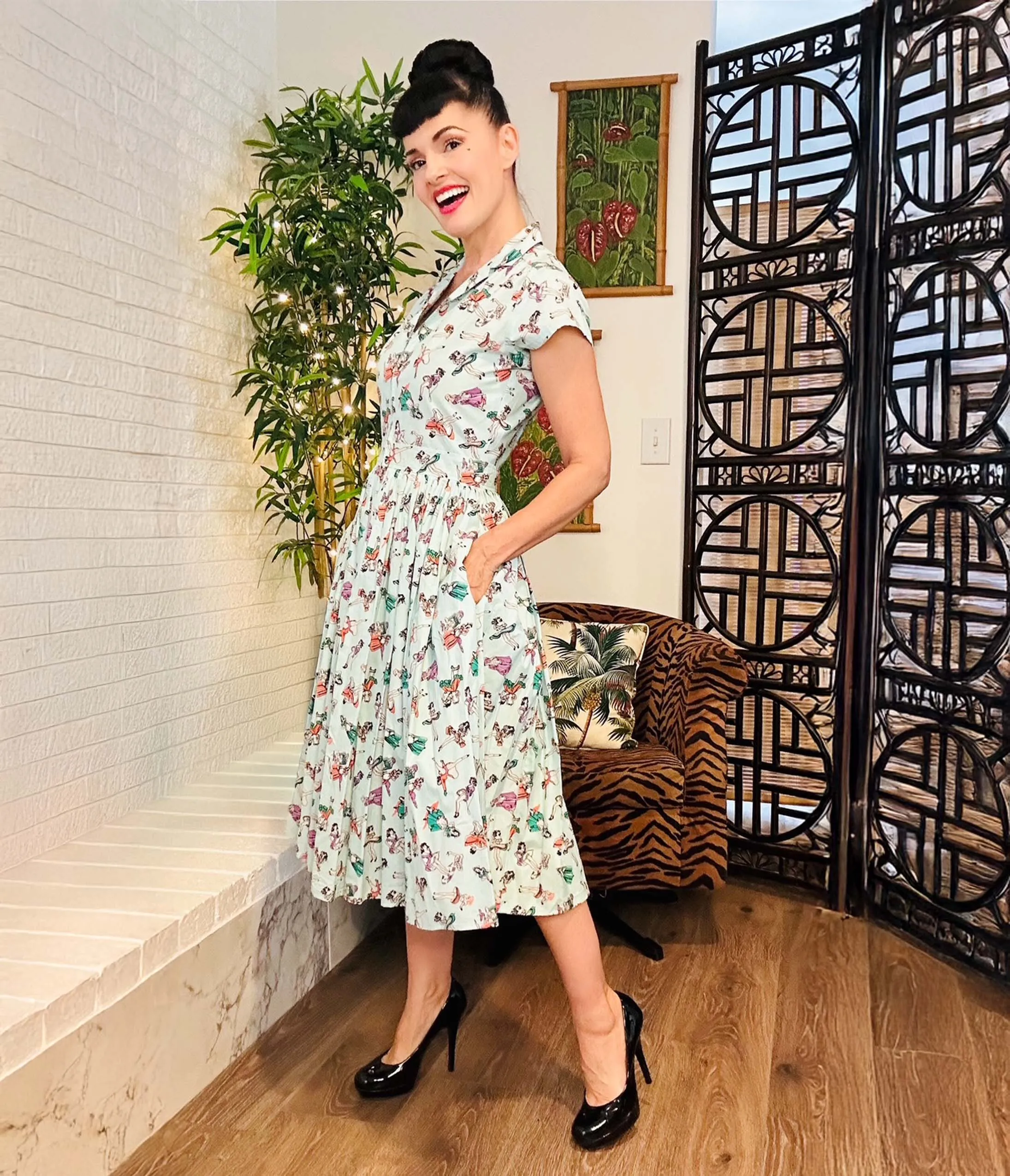 Bernie Dexter Pin-Up Girl Print Fit & Flare Dress sold by Unique Vintage product image thumbnail 3