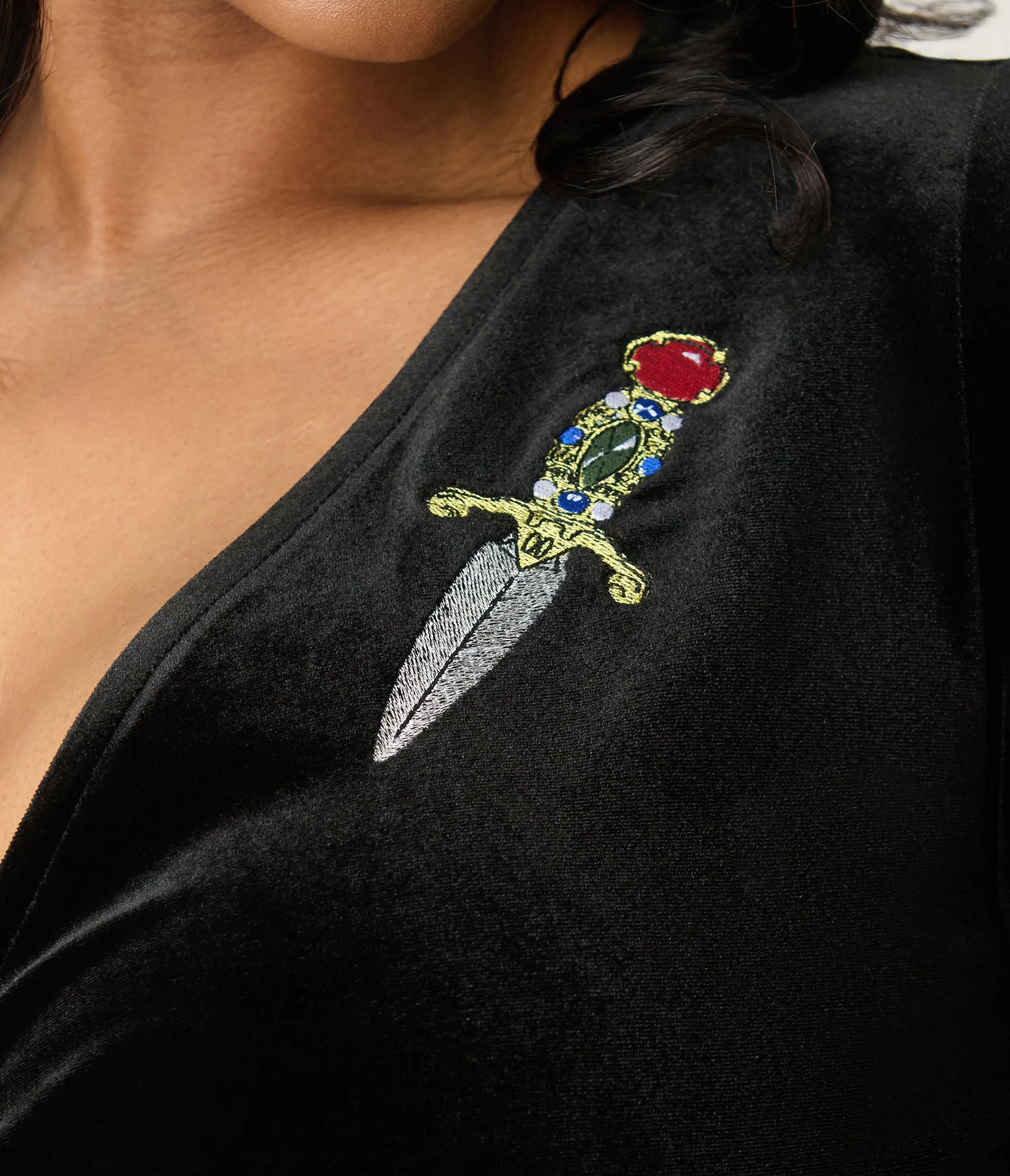 Elvira x Unique Vintage Plus Size Black Dagger Velvet Maxi Dress sold by Unique Vintage product image thumbnail 4