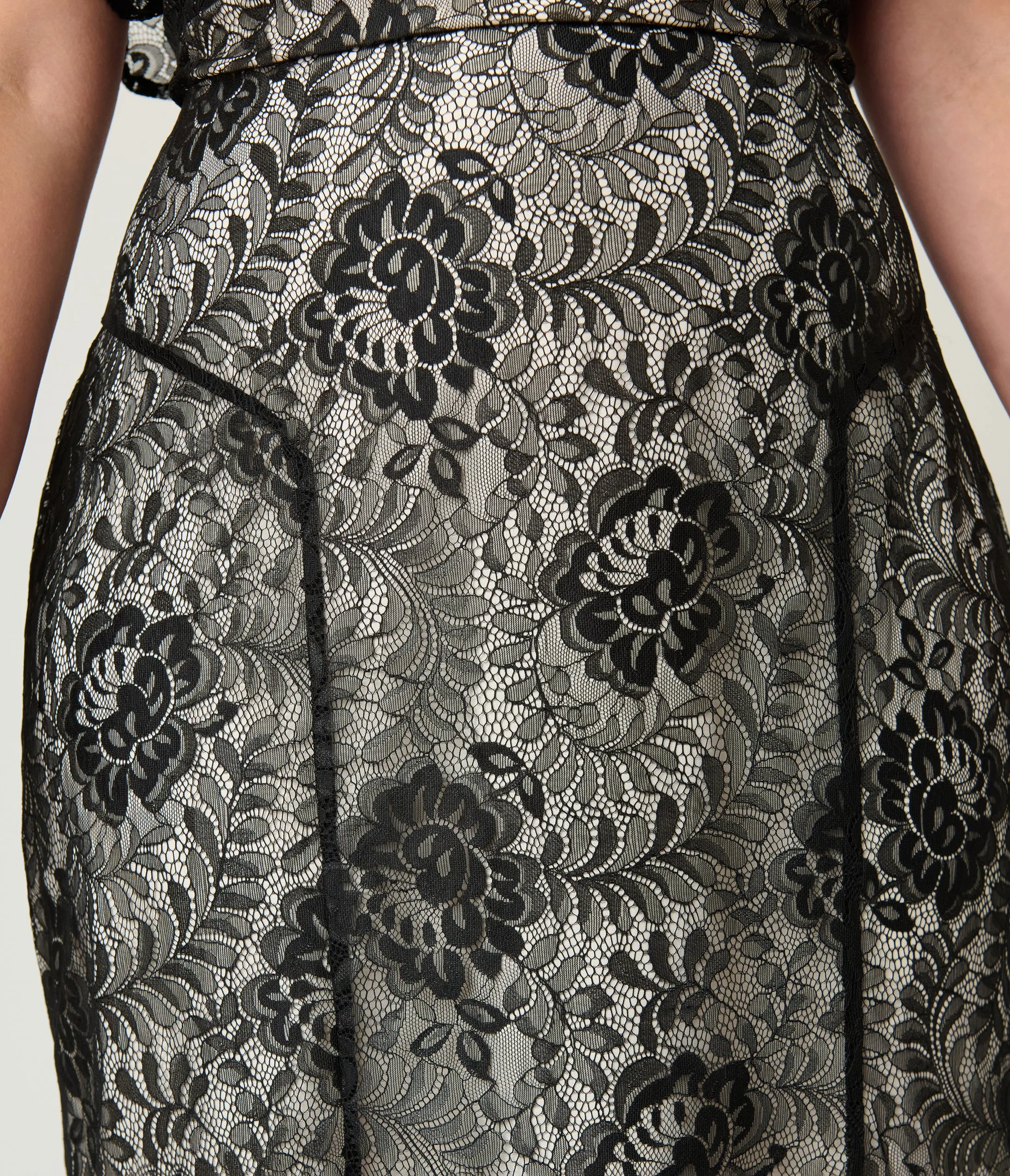 Unique Vintage Plus Size Black Lace & Nude Lining Flutter Sleeve Gown sold by Unique Vintage product image thumbnail 5