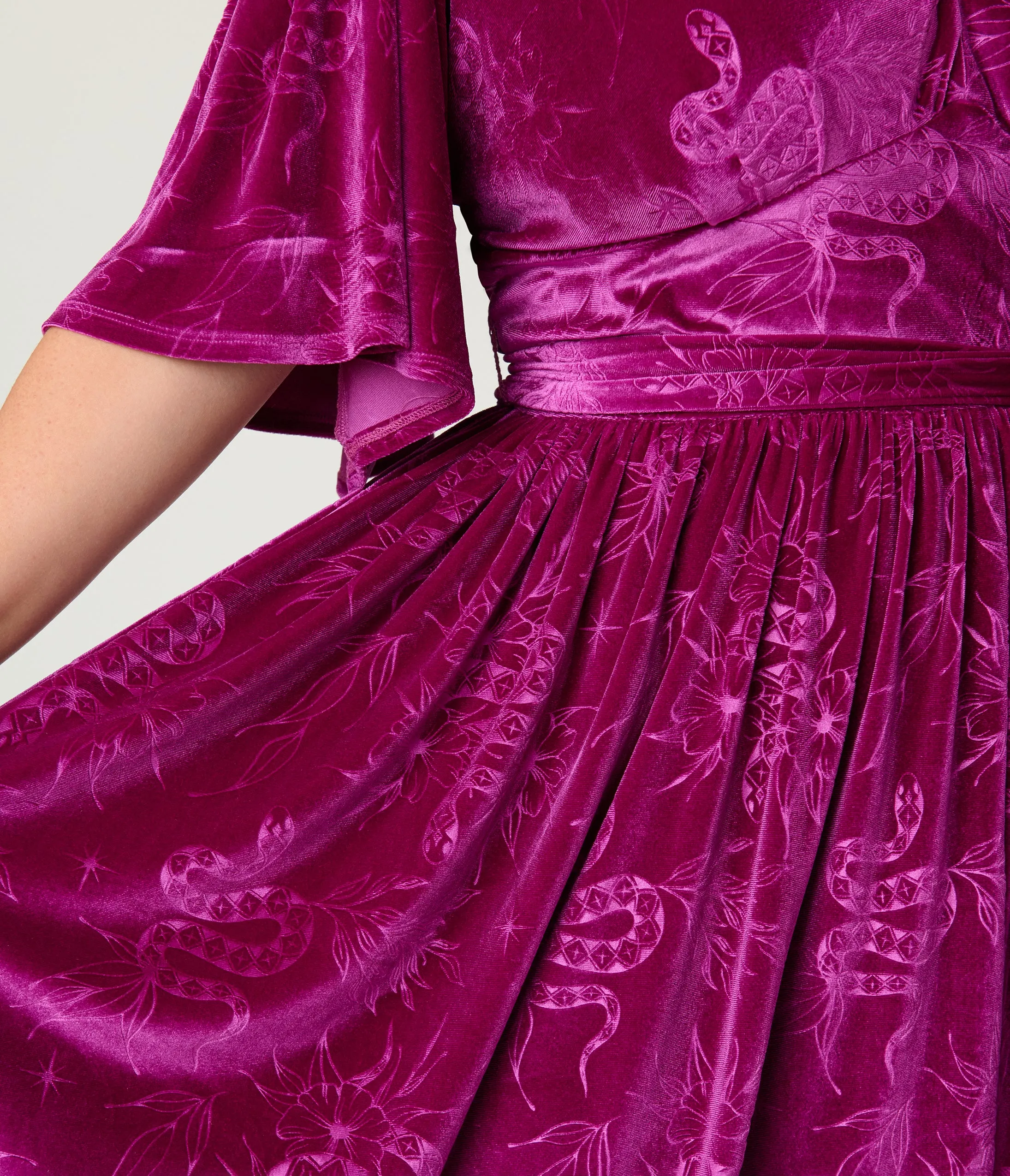Unique Vintage Plus Size Magenta Velvet Embossed Snake Flutter Sleeve Lenora Swing Dress sold by Unique Vintage product image thumbnail 4