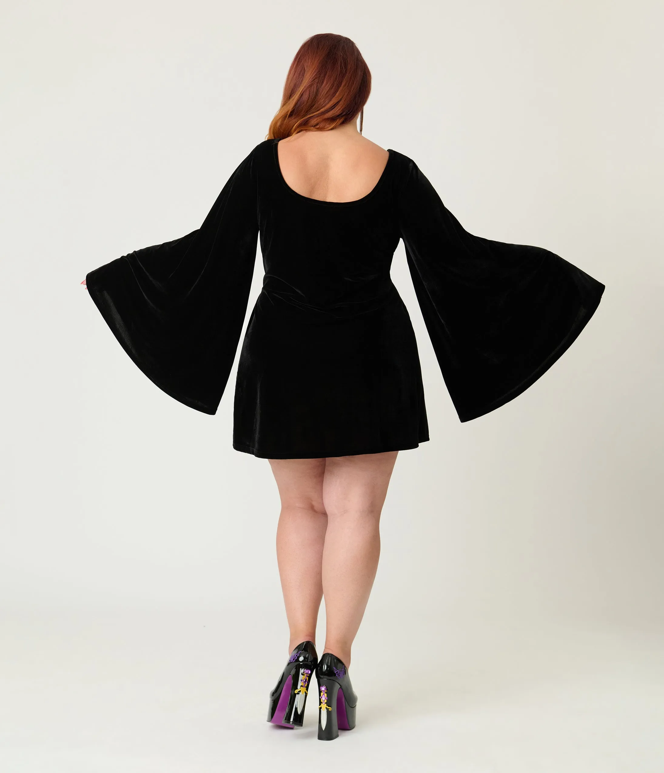 Smak Parlour Plus Size Black Velvet Moon Cutout Downtown Scene Mini Dress sold by Unique Vintage product image thumbnail 2