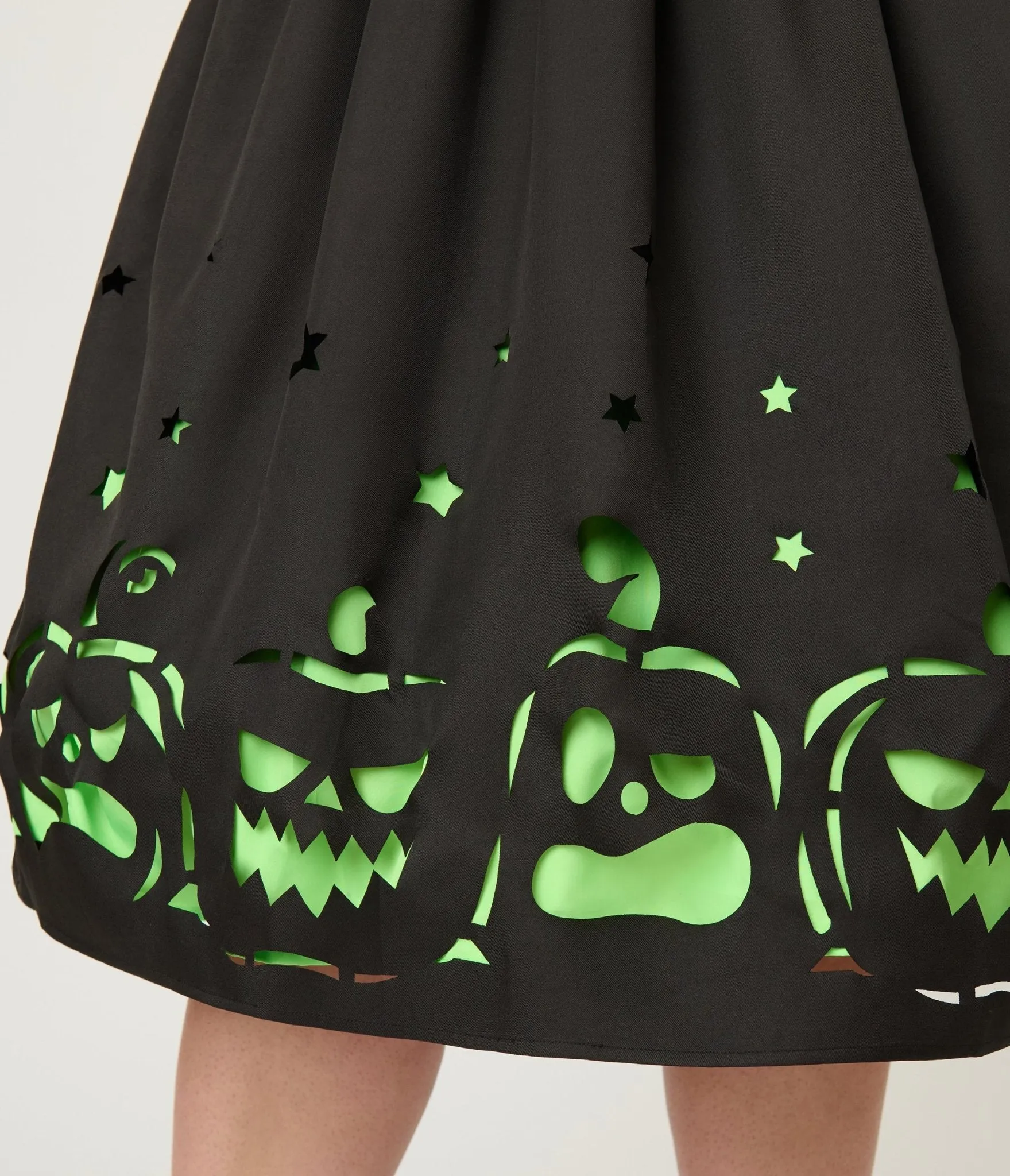 Unique Vintage Plus Size Black & Green Jack-O-Lantern Cutout Swing Dress sold by Unique Vintage product image thumbnail 5