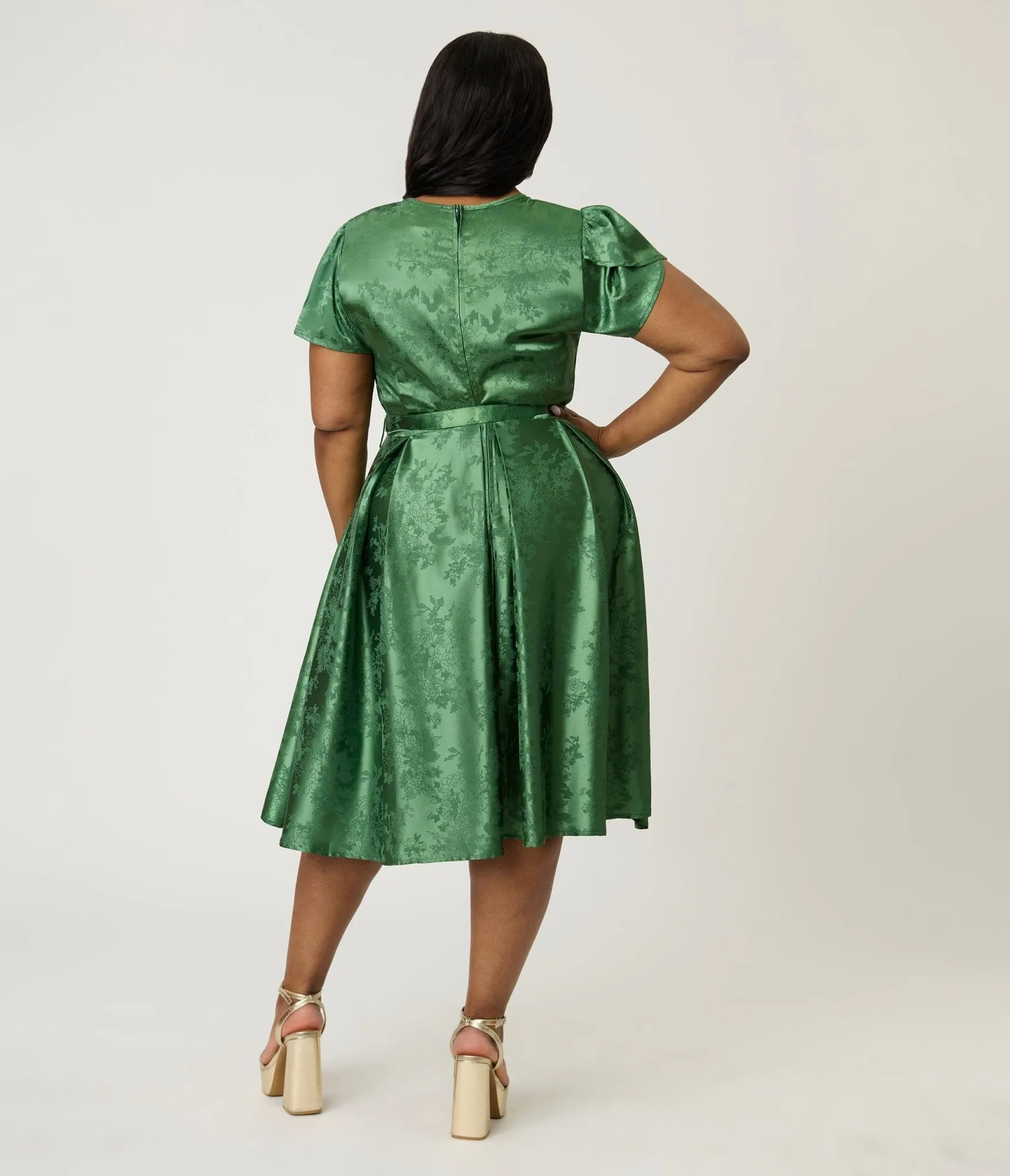 Unique Vintage Plus Size Emerald Green Floral Print Dahlia Swing Dress sold by Unique Vintage product image thumbnail 2