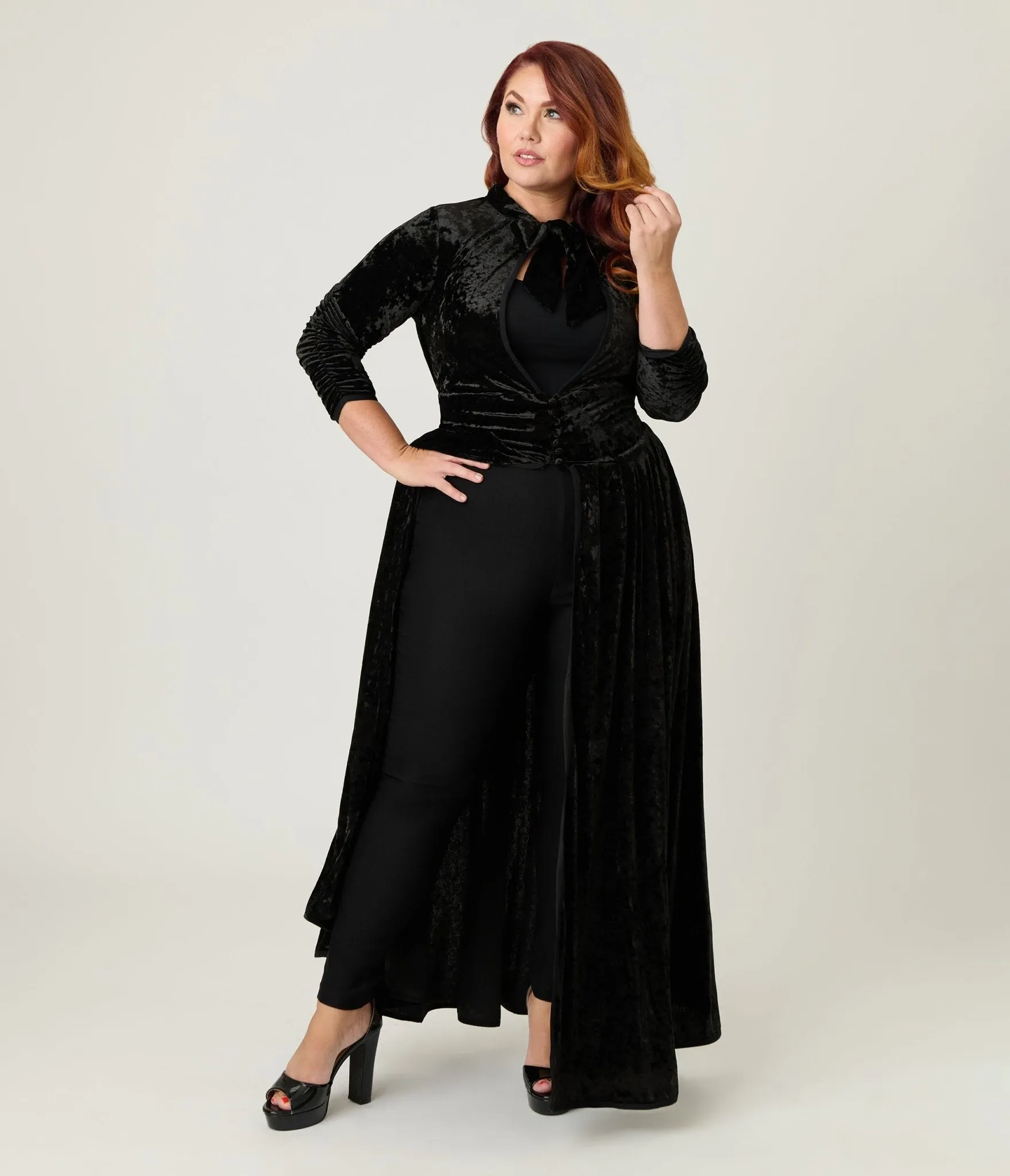 Unique Vintage Plus Size Black Crushed Velvet Starlet Duster sold by Unique Vintage product image thumbnail 3