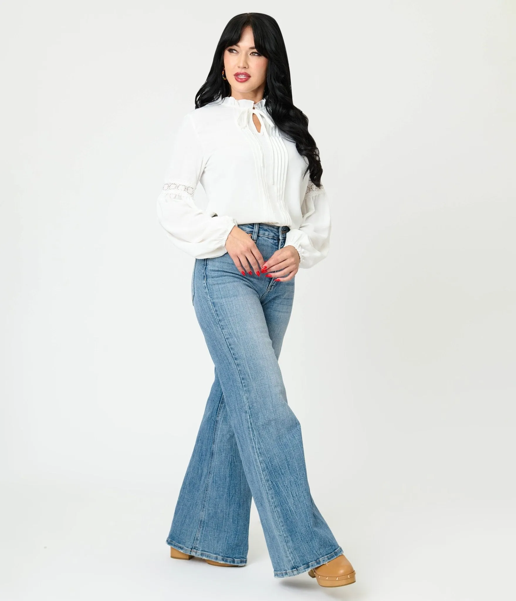 White Ruffle Collar Blouse sold by Unique Vintage product image thumbnail 4