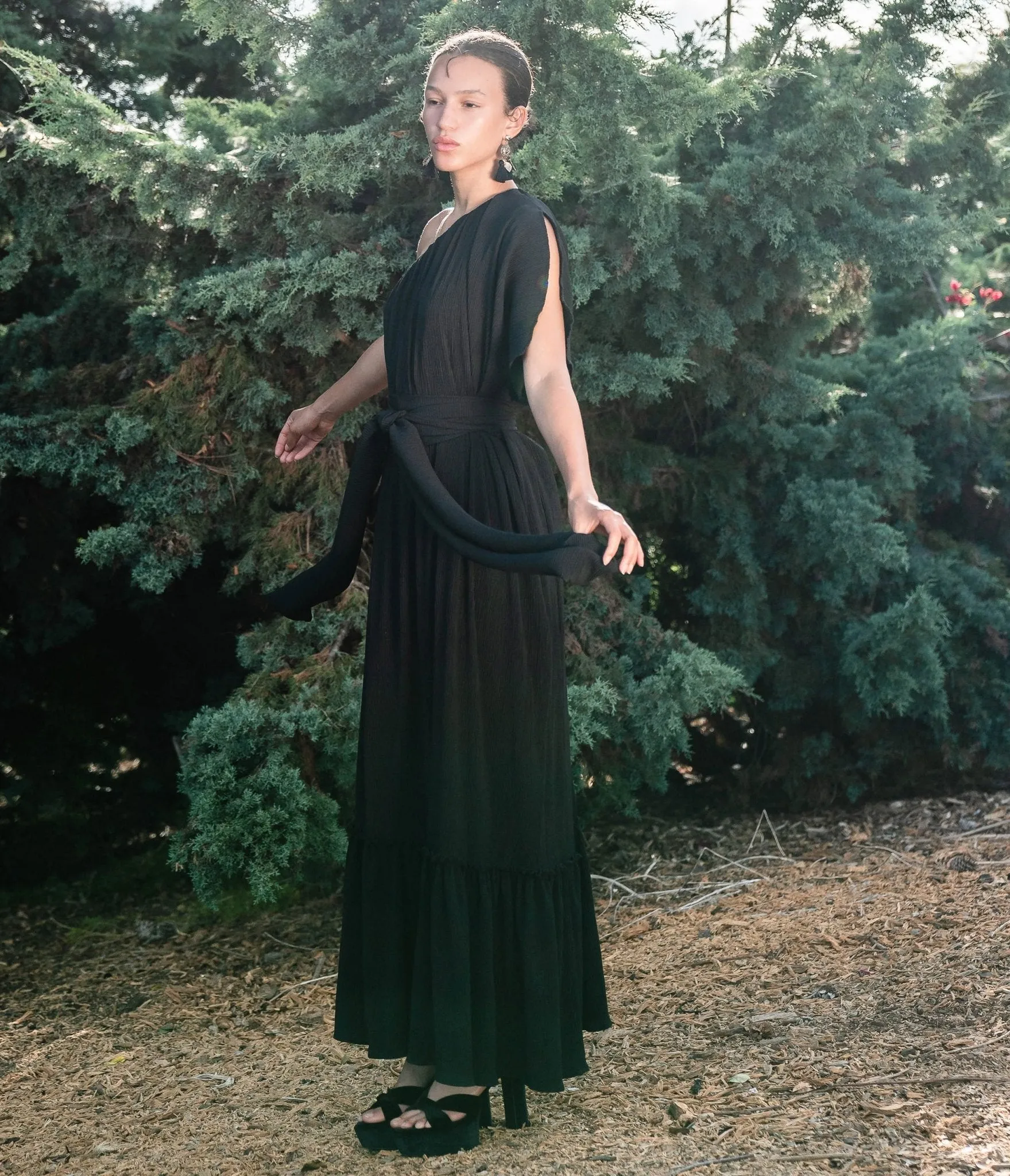 Jennafer Grace Black Pleated One Shoulder Maxi Dress sold by Unique Vintage product image thumbnail 4