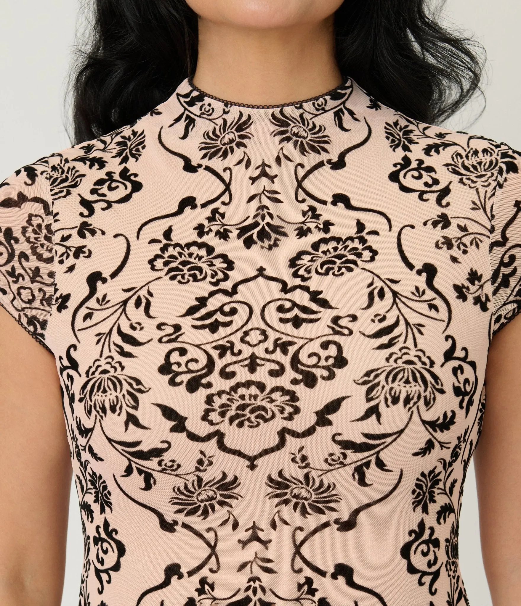 Unique Vintage Nude & Black Burnout Velvet Holly Wiggle Dress sold by Unique Vintage product image thumbnail 4