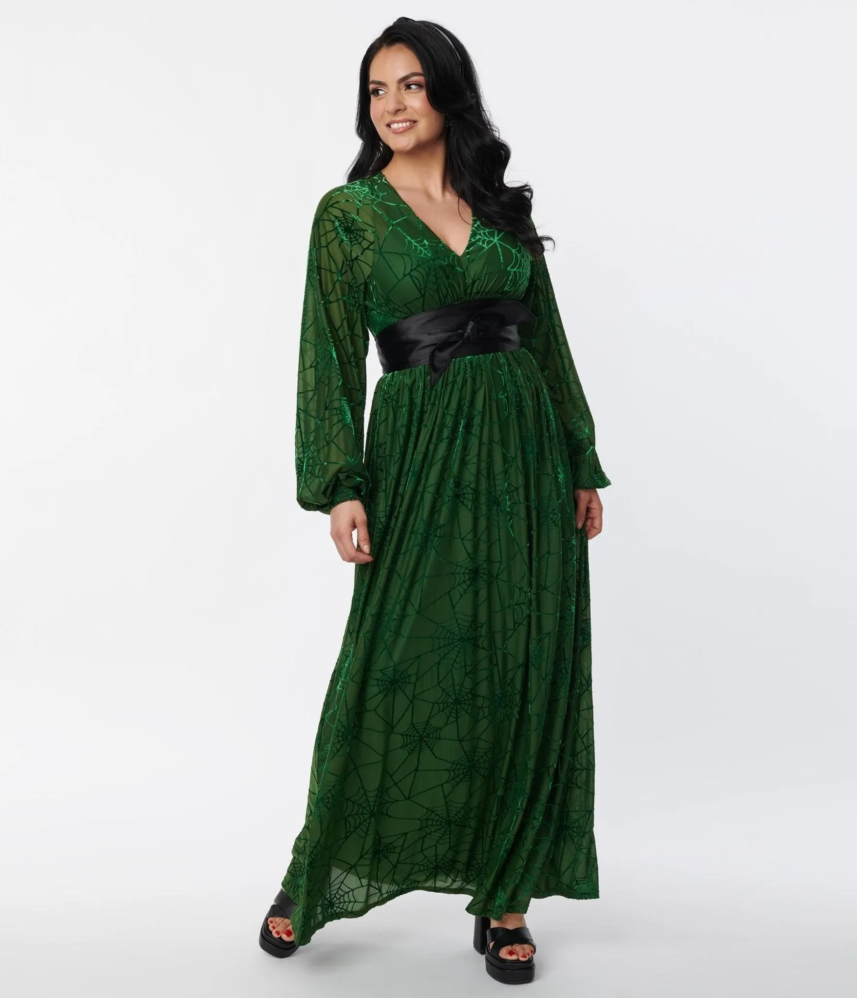 Unique Vintage 1970s Green Spider Web Maxi Dress sold by Unique Vintage product image thumbnail 4