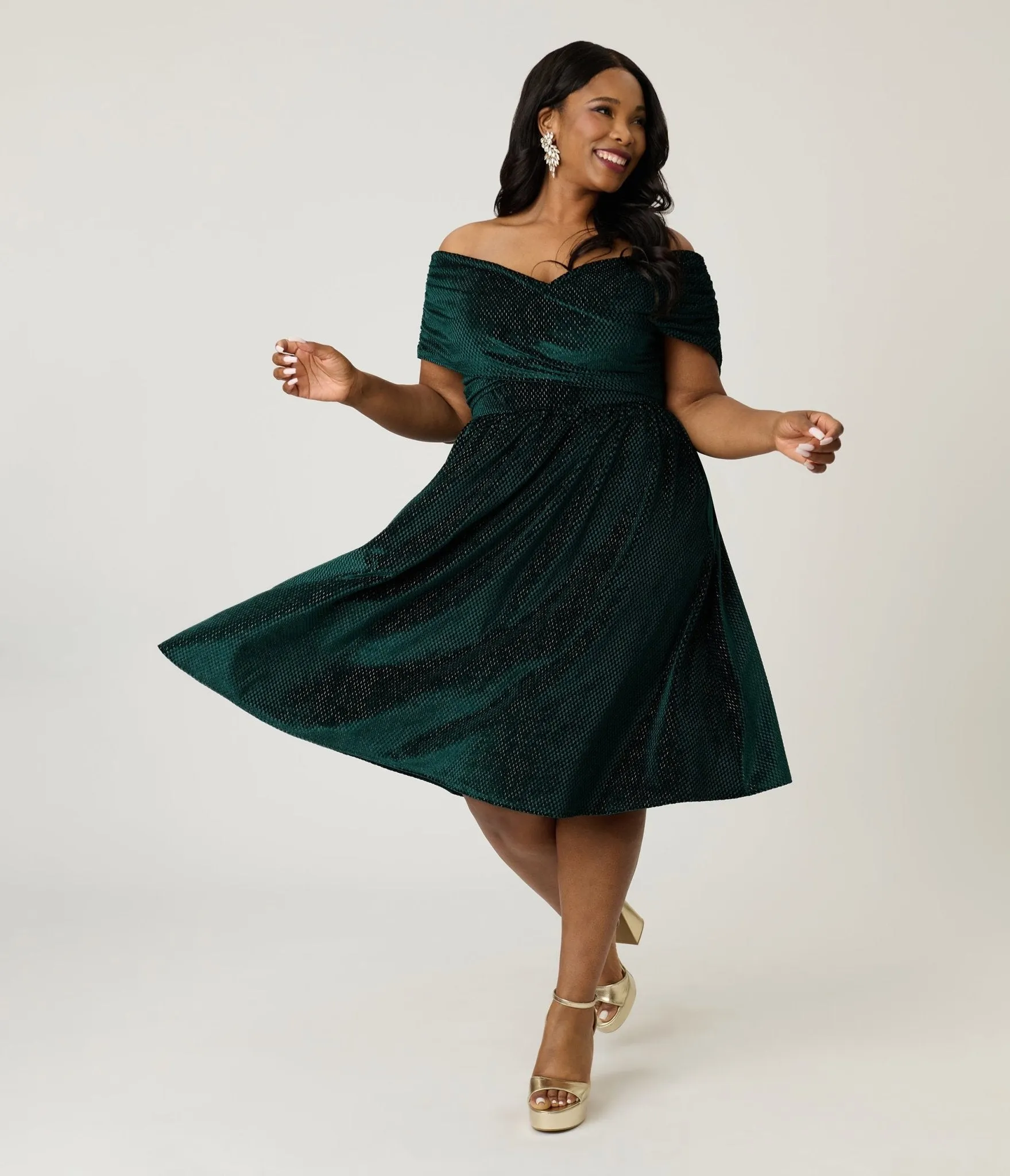 Unique Vintage Plus Size Emerald Velvet Shirred Swing Dress sold by Unique Vintage