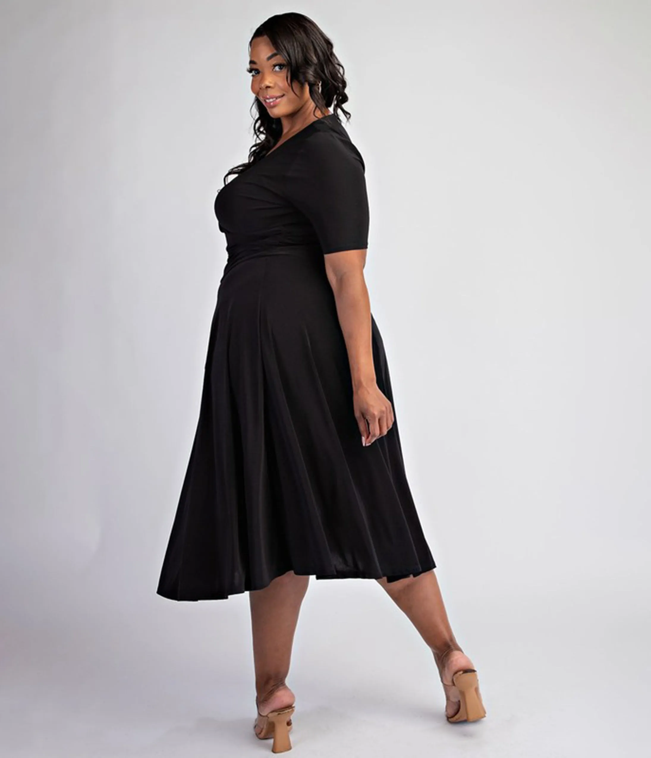 Plus Size Black Knit Midi Dress sold by Unique Vintage product image thumbnail 3