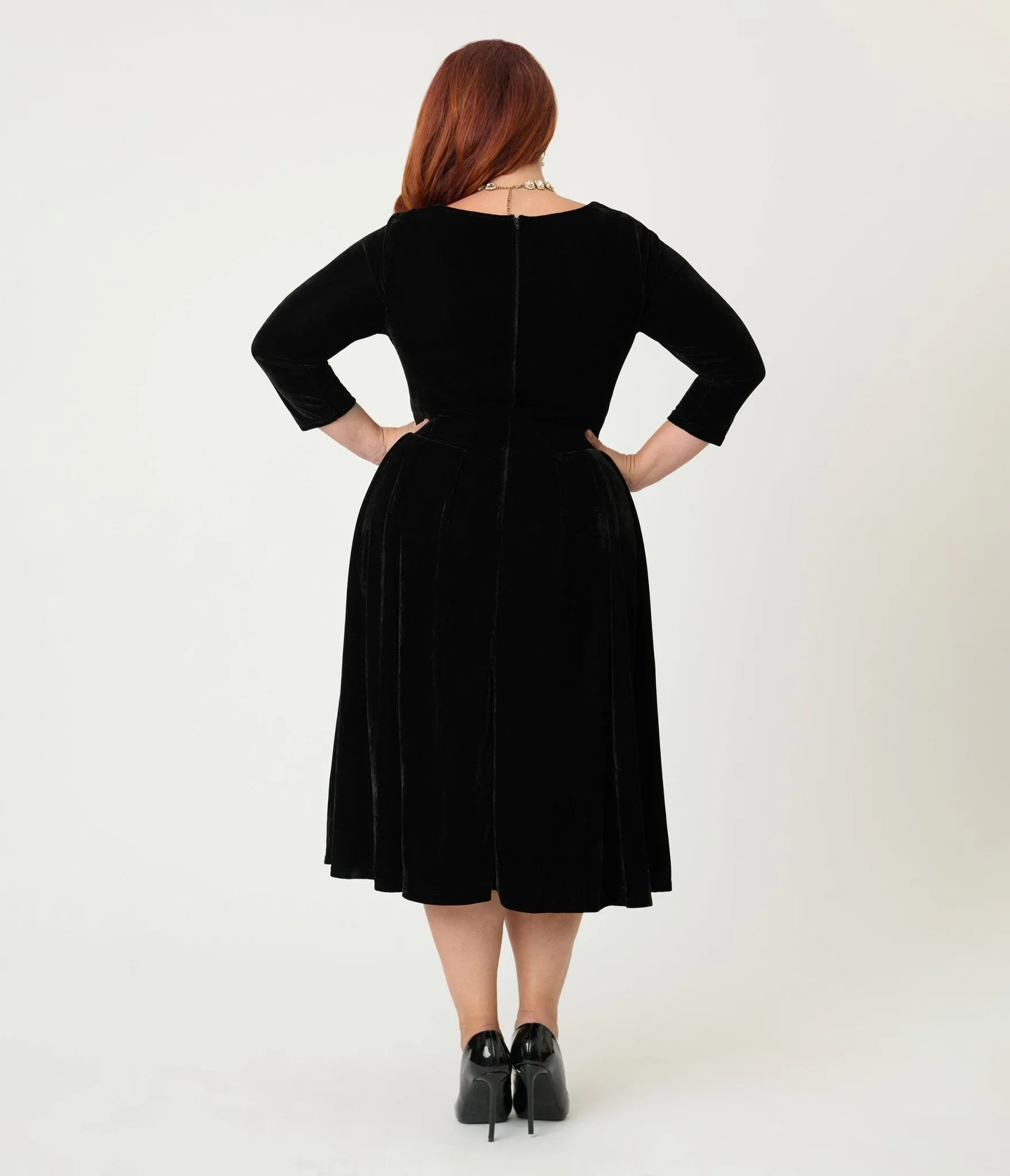 Unique Vintage Plus Size Black Velvet Front Twist Swing Dress sold by Unique Vintage product image thumbnail 2
