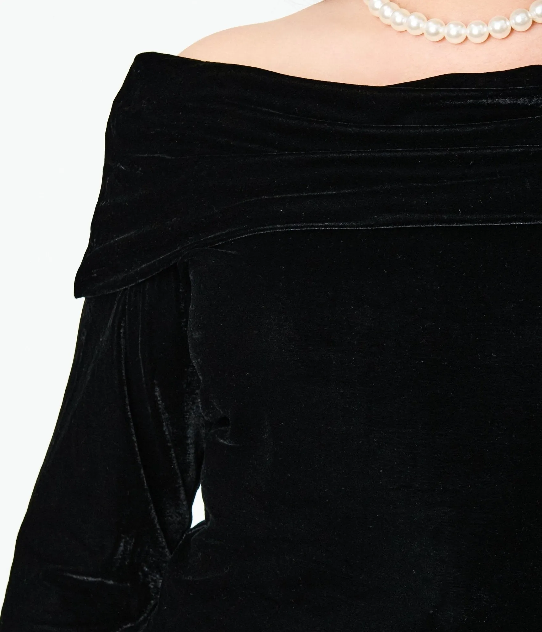 Unique Vintage Plus Size Black Velvet Folded Shoulder Knit Top sold by Unique Vintage product image thumbnail 4