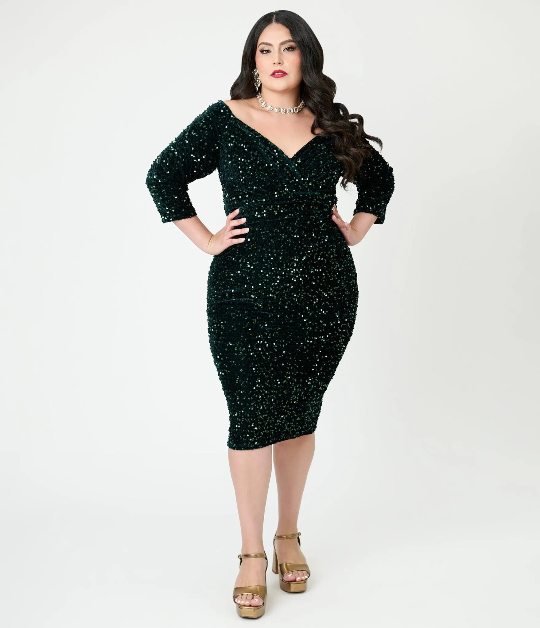 Unique Vintage Plus Size Green Sequin Shailene Pencil Dress sold by Unique Vintage product image thumbnail 4