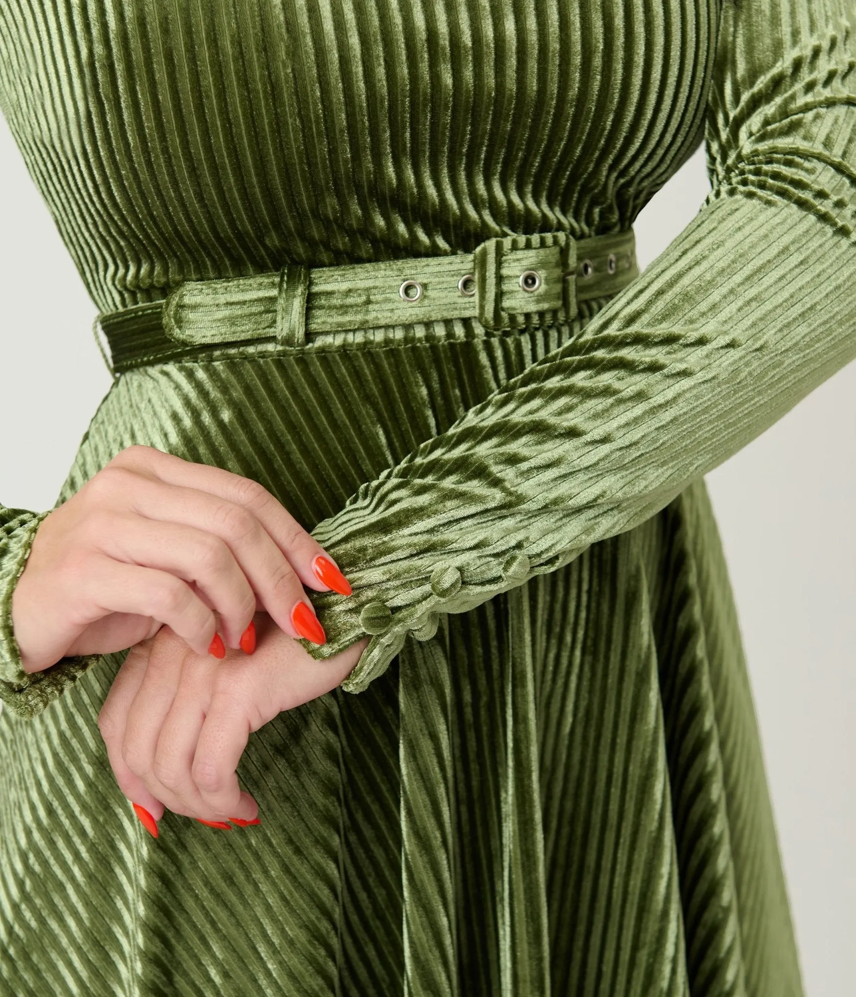 Unique Vintage Olive Green Long Sleeve Devon Swing Dress sold by Unique Vintage product image thumbnail 4