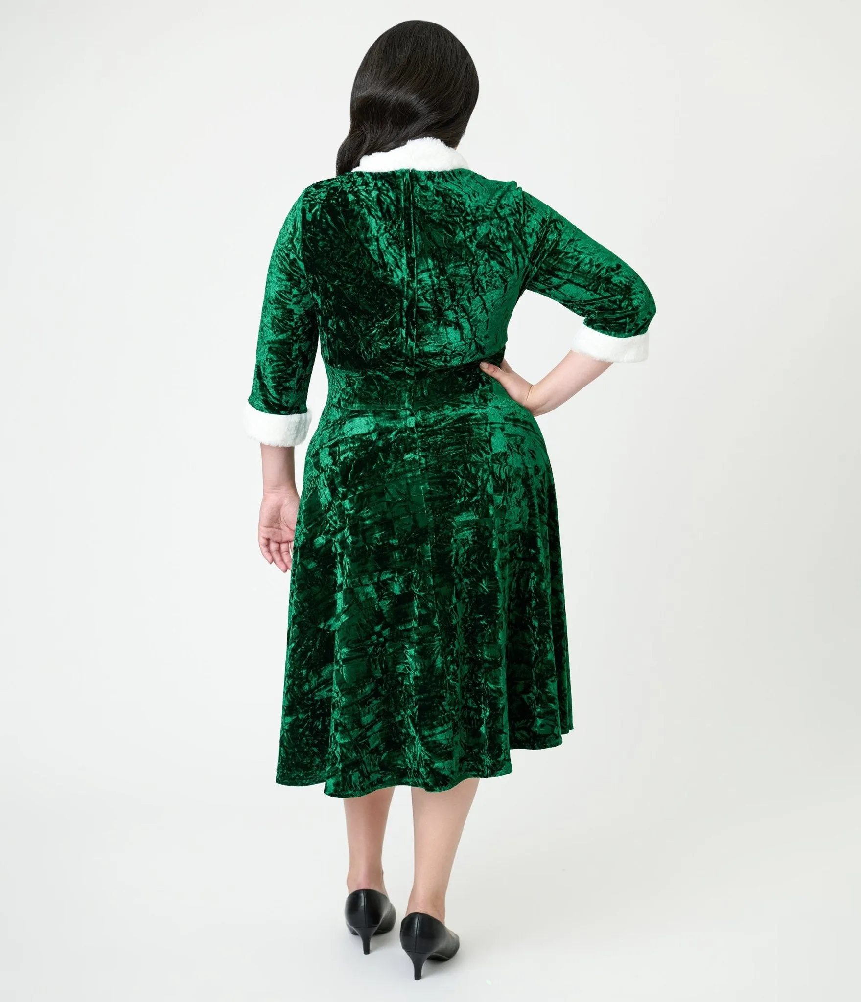 Unique Vintage Plus Size Emerald Crushed Velvet & White Fur Delores Swing Dress sold by Unique Vintage product image thumbnail 2