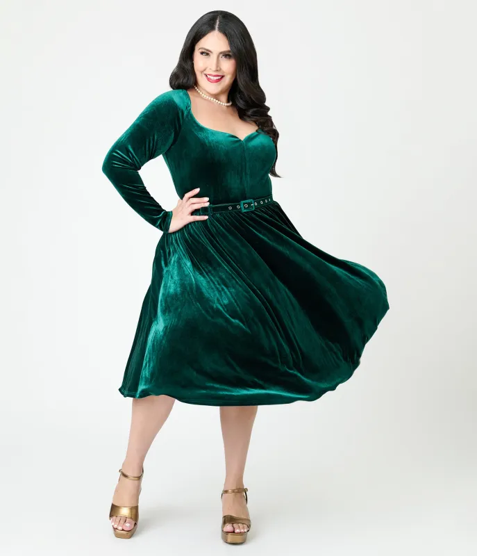 Unique Vintage Plus Size Emerald Velvet Sweetheart Swing Dress sold by Unique Vintage