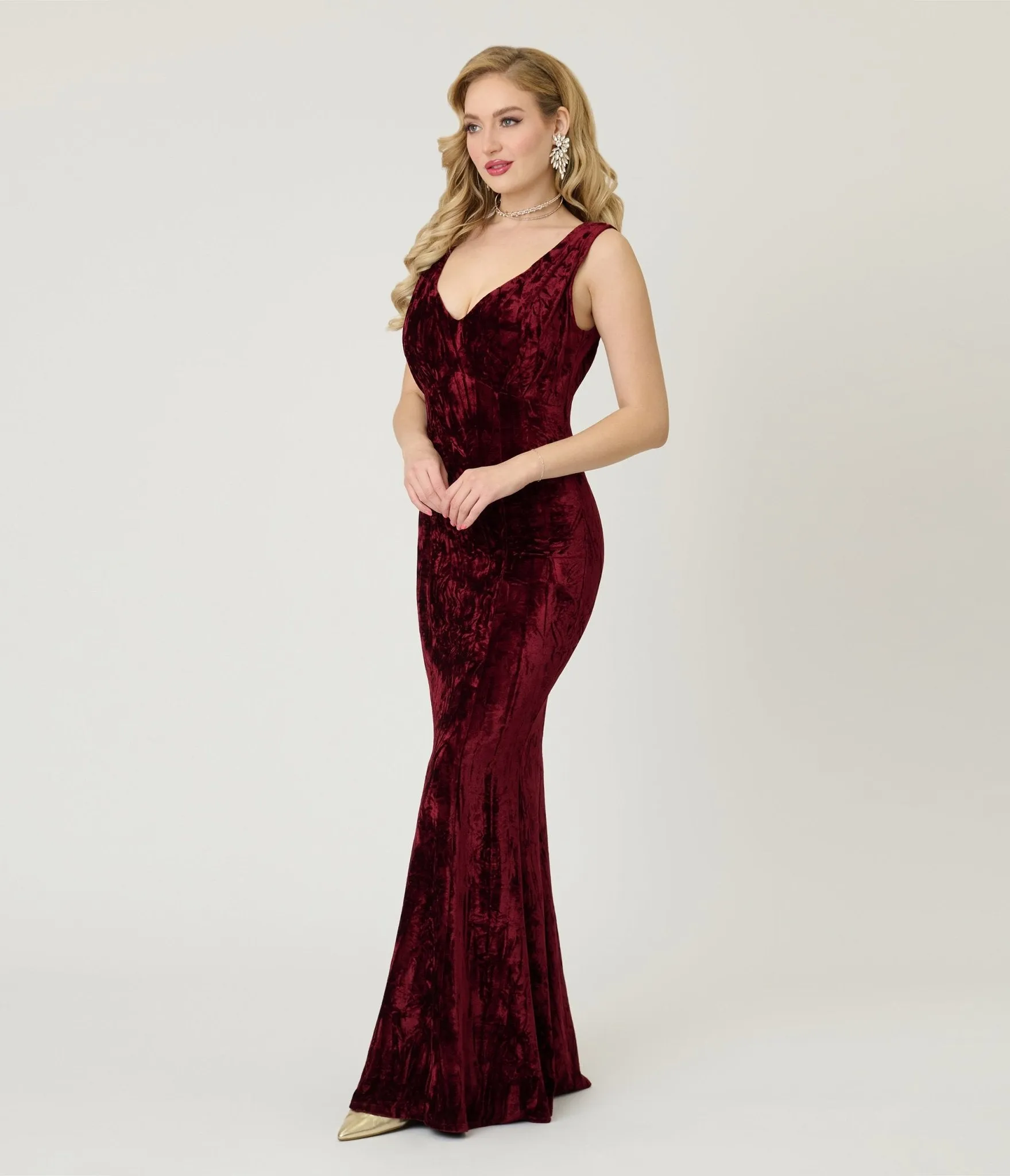 Unique Vintage Burgundy Textured Velvet Goldwyn Gown sold by Unique Vintage product image thumbnail 4