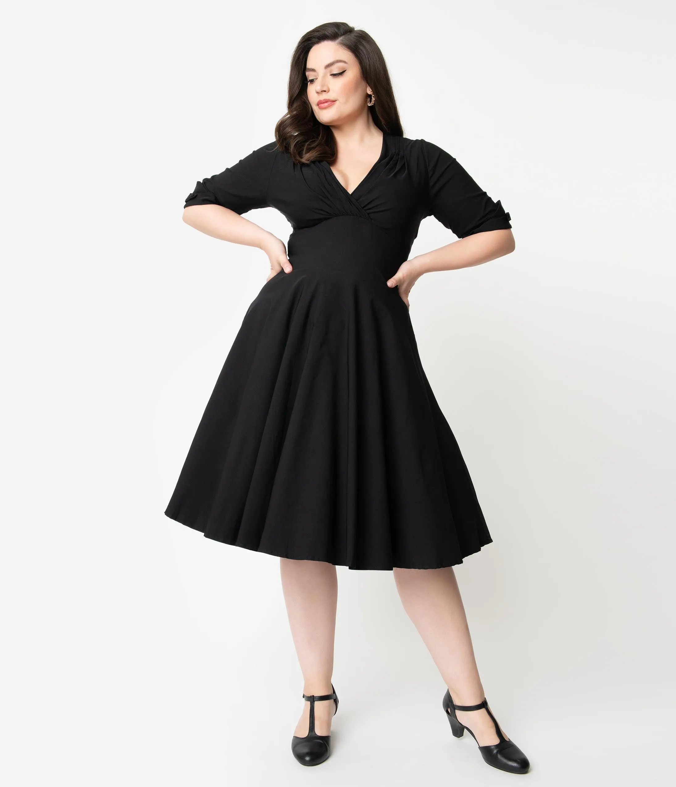 Unique Vintage Plus Size Black Delores Swing Dress with Sleeves sold by Unique Vintage product image thumbnail 3