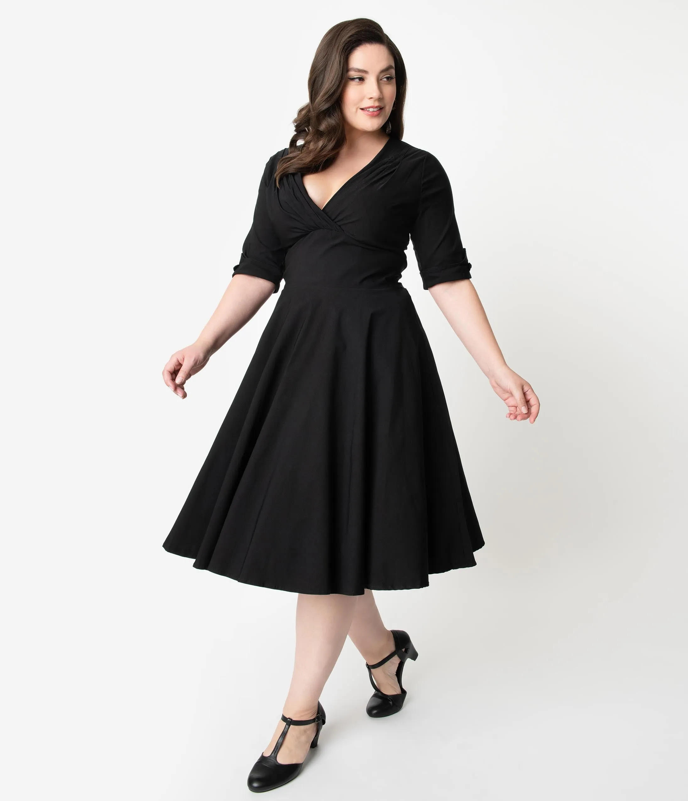 Unique Vintage Plus Size Black Delores Swing Dress with Sleeves sold by Unique Vintage product image thumbnail 5