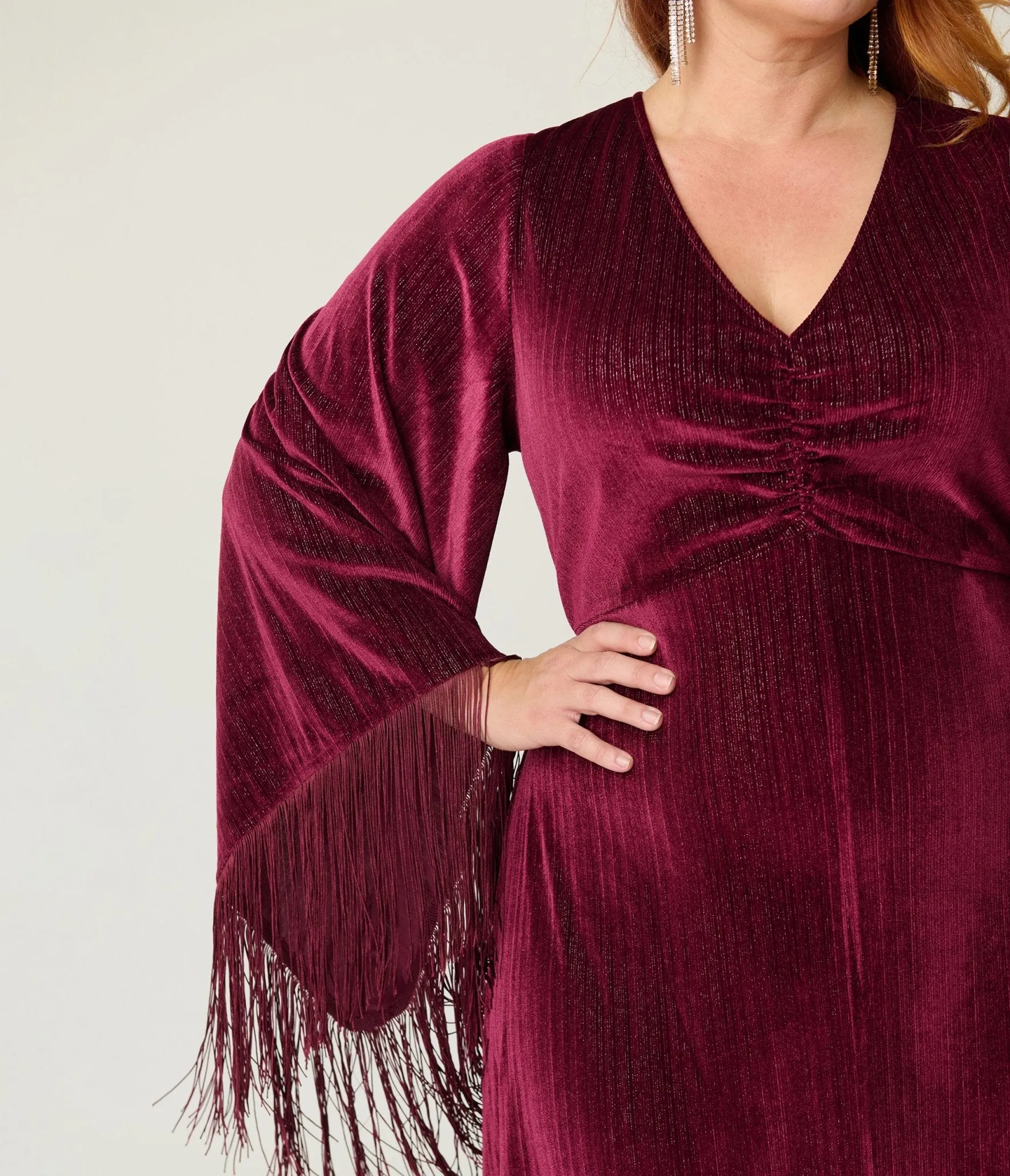 Smak Parlour Plus Size Burgundy Glitter Velvet Fringe Sleeve Stevie Maxi Dress sold by Unique Vintage product image thumbnail 4