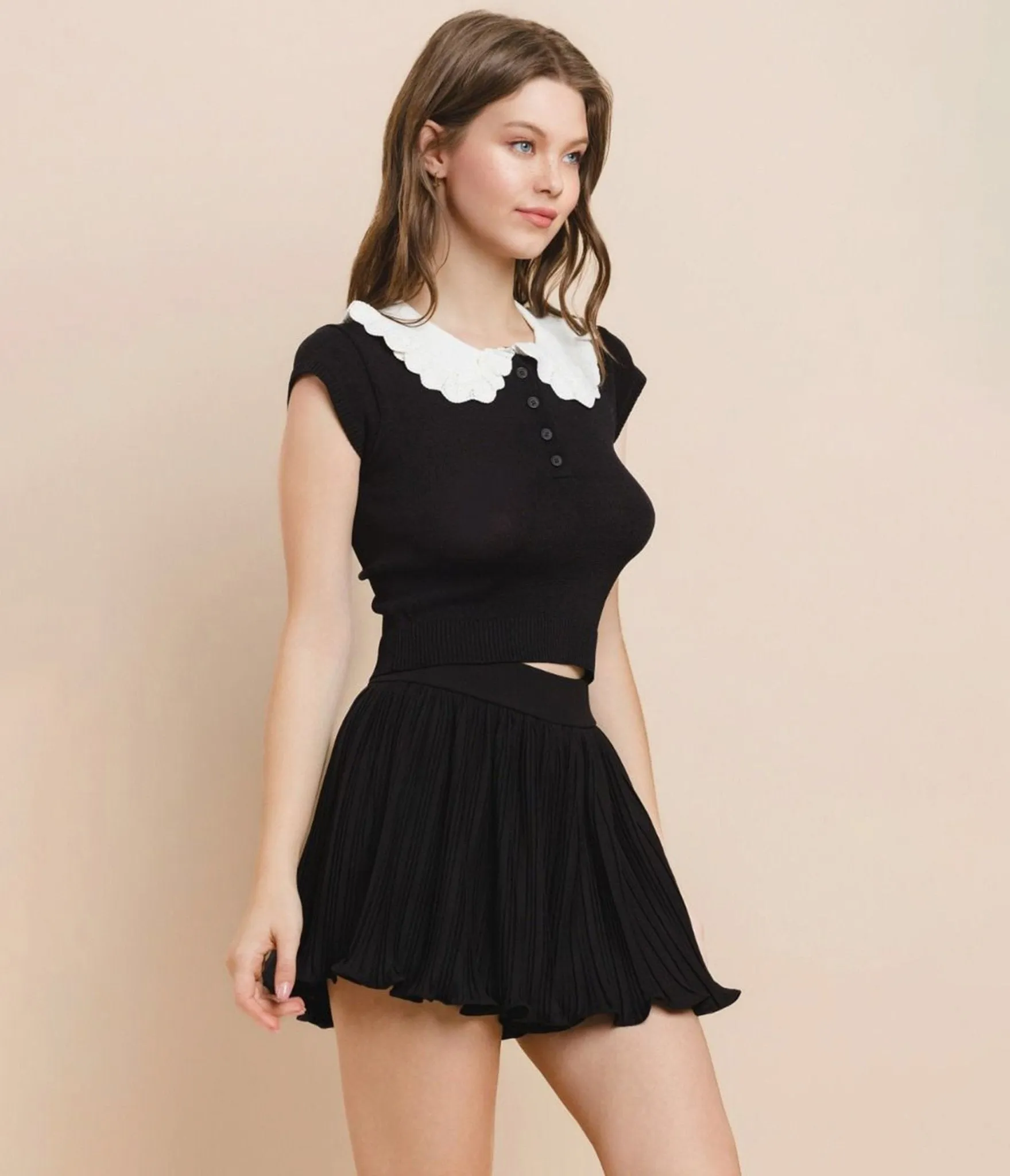 Black Ruffled Collar Blouse sold by Unique Vintage product image thumbnail 3