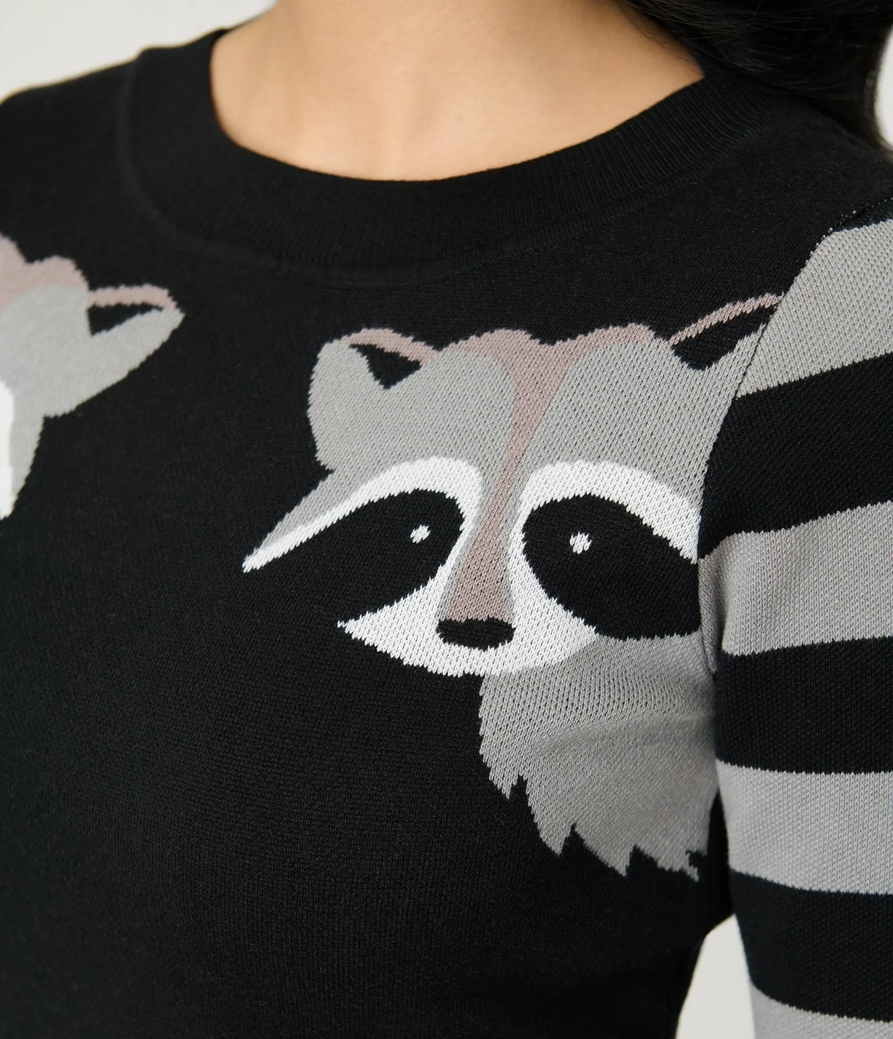 Unique Vintage Black & Raccoon Sleeve Minou Sweater sold by Unique Vintage product image thumbnail 4