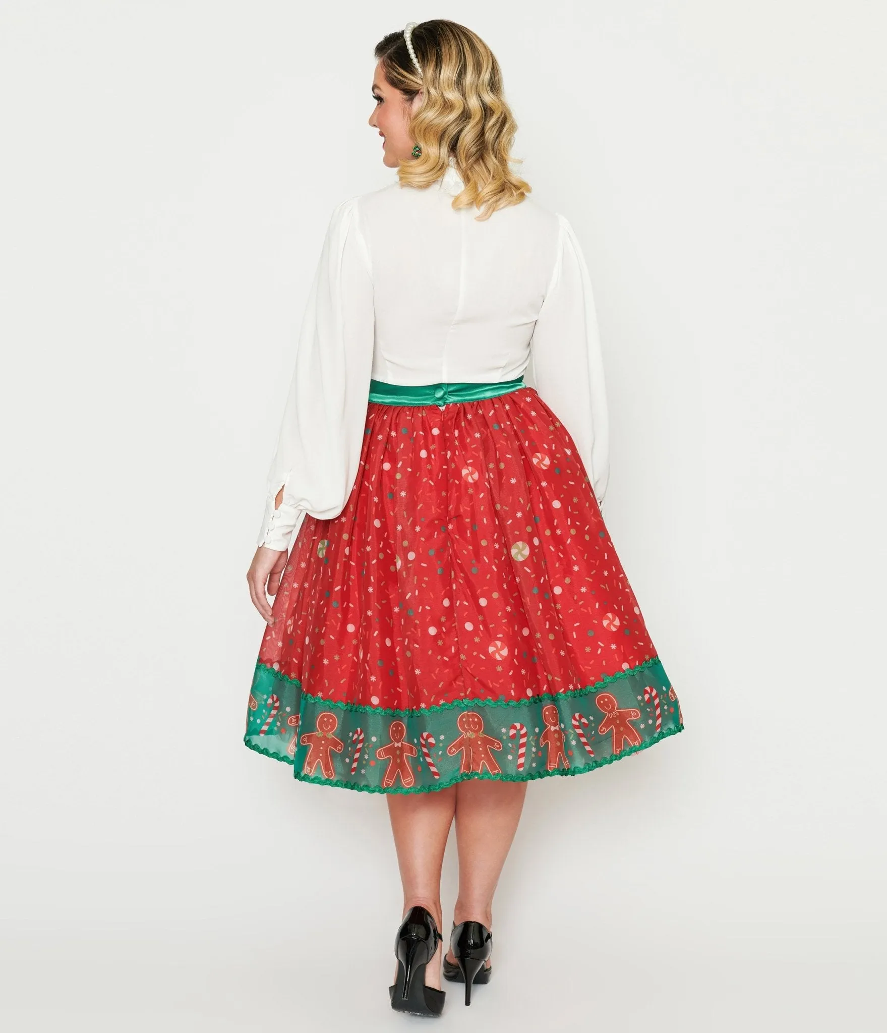 Unique Vintage Red Gingerbread Border Brilliance Swing Skirt sold by Unique Vintage product image thumbnail 3