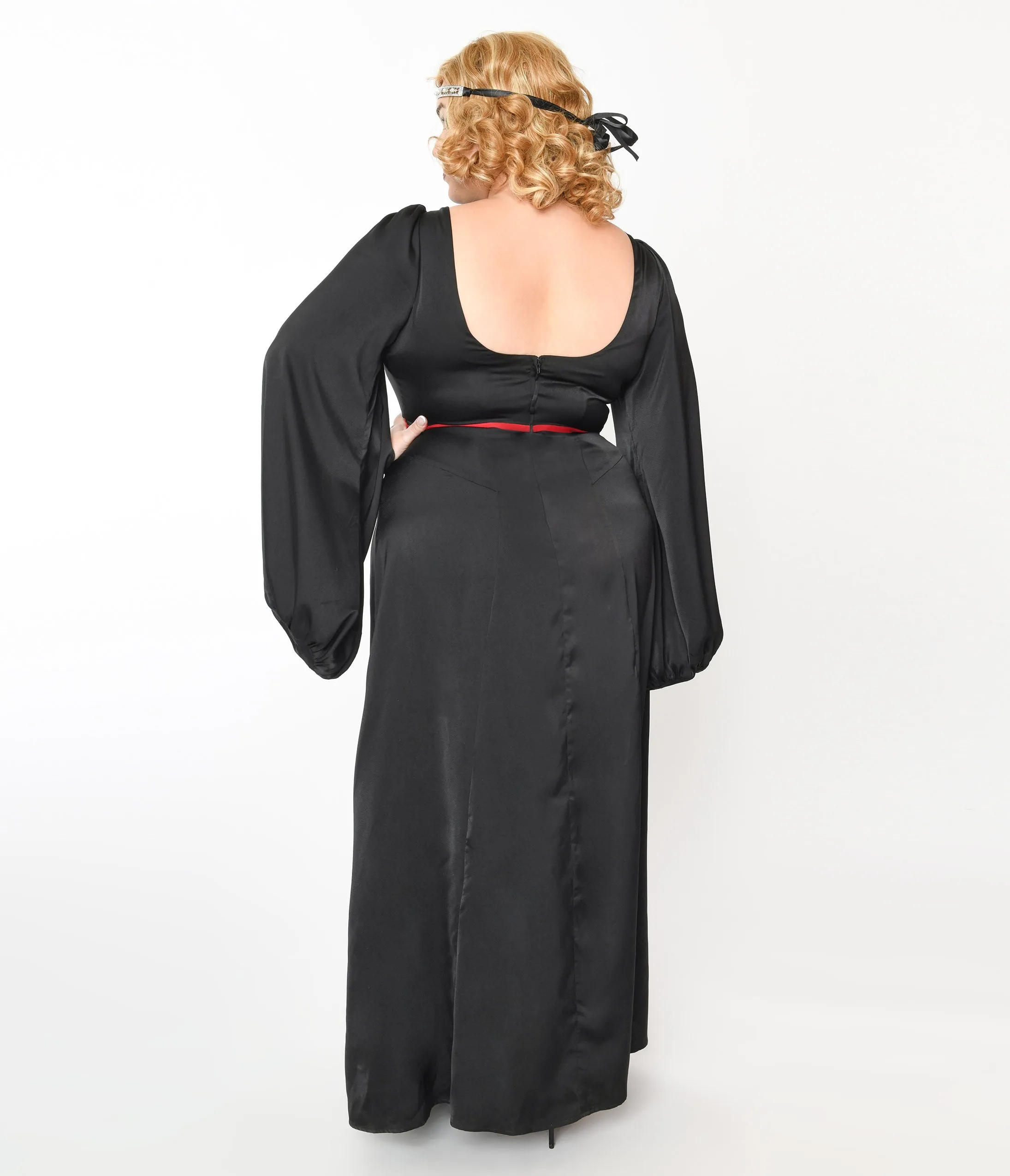 The Great Gatsby x Unique Vintage Plus Size Black Satin & Red Contrast Evening Gown sold by Unique Vintage product image thumbnail 3