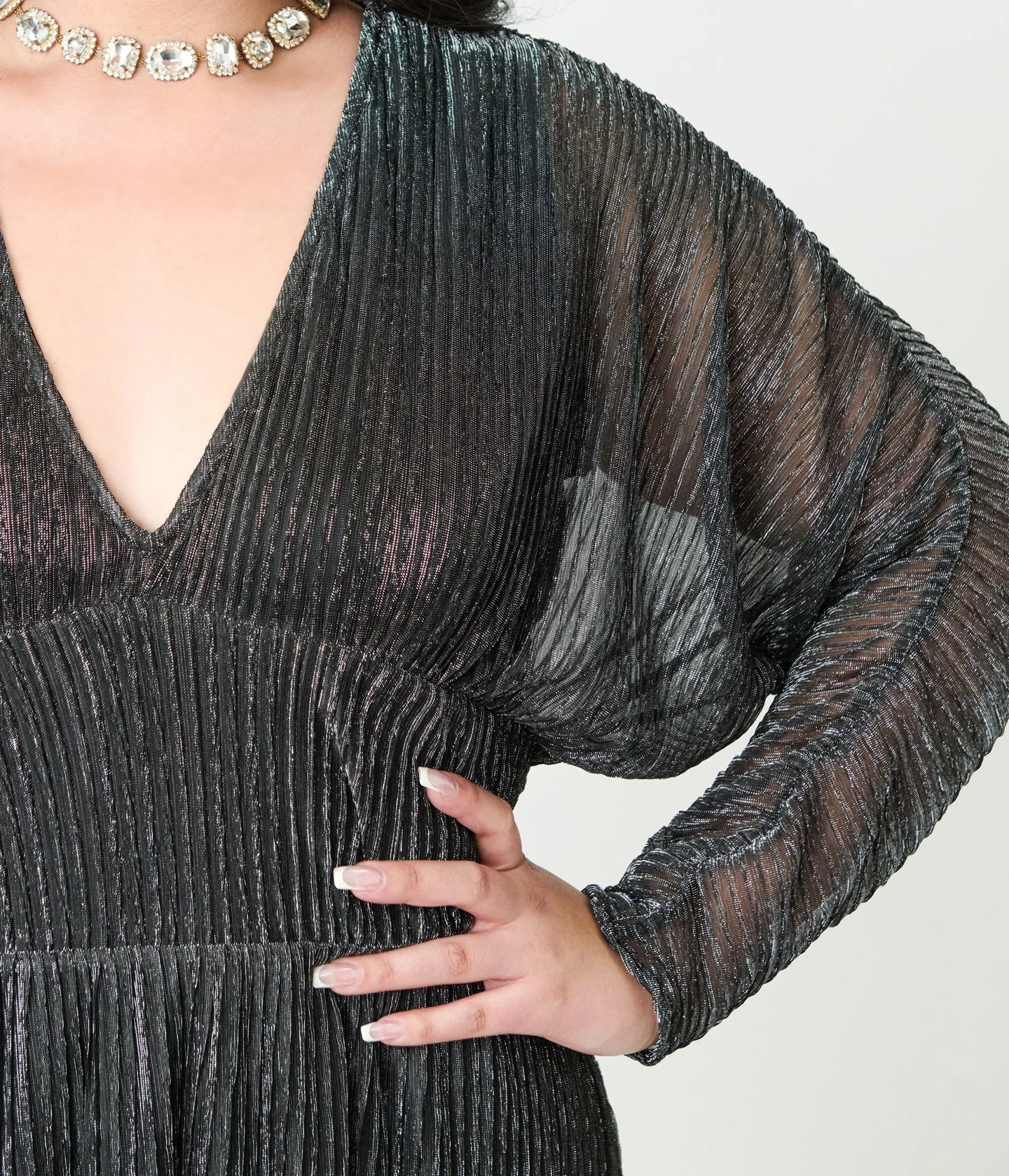 Smak Parlour Plus Size Black & Silver Shimmer Maxi Dress sold by Unique Vintage product image thumbnail 5