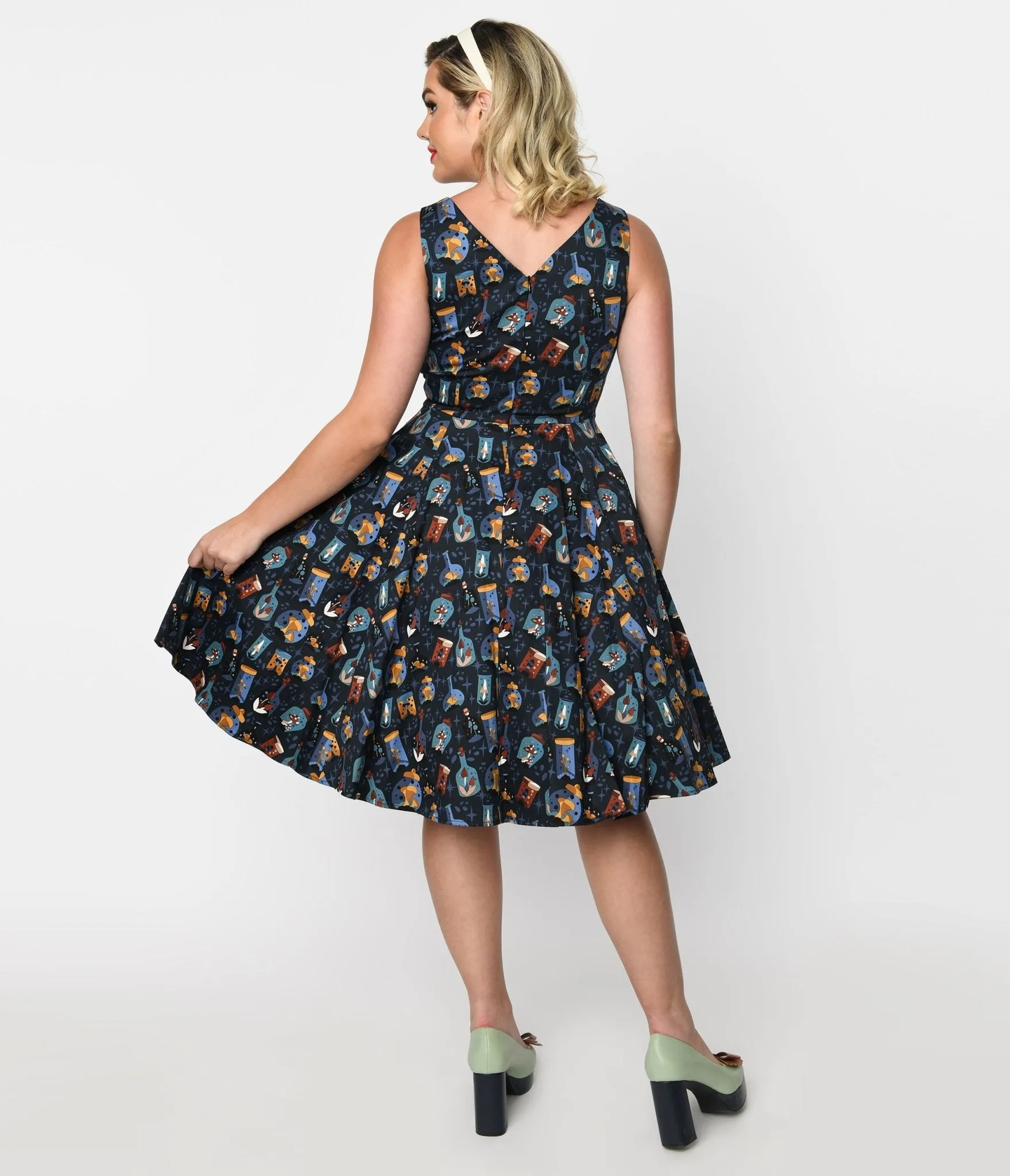 Navy Poisonous Plants Swing Dress sold by Unique Vintage product image thumbnail 3