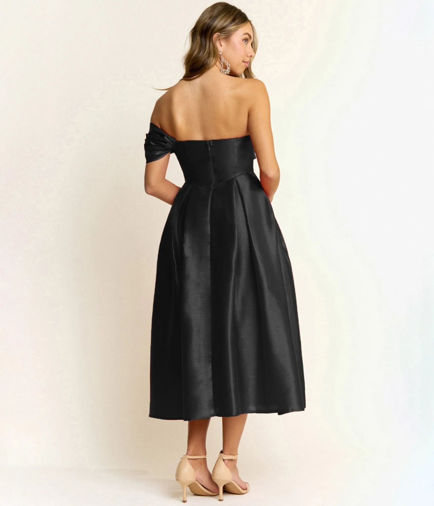Black Off The Shoulder Midi Dress sold by Unique Vintage product image thumbnail 2