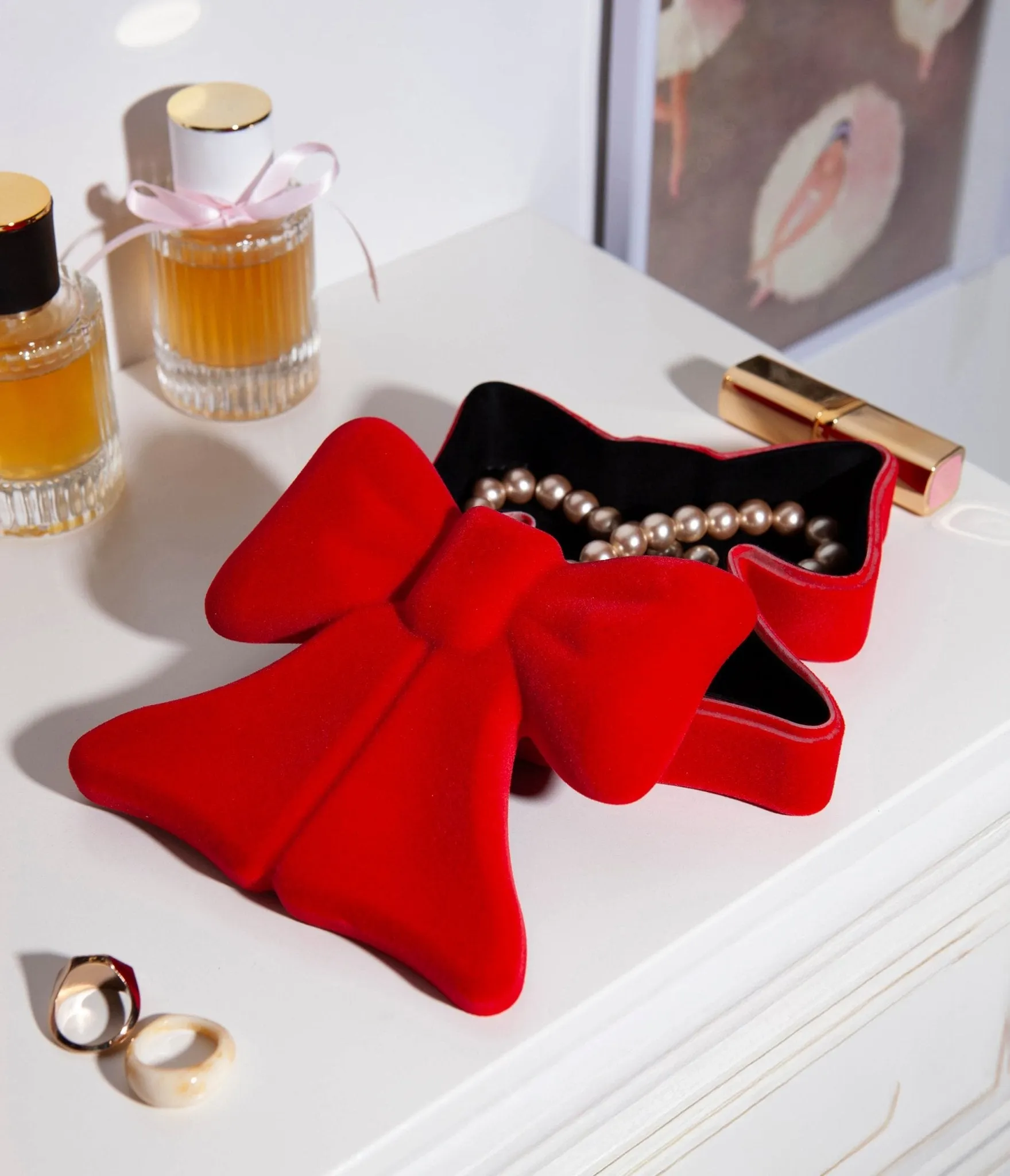 Red Velvet Bow Jewelry Box sold by Unique Vintage