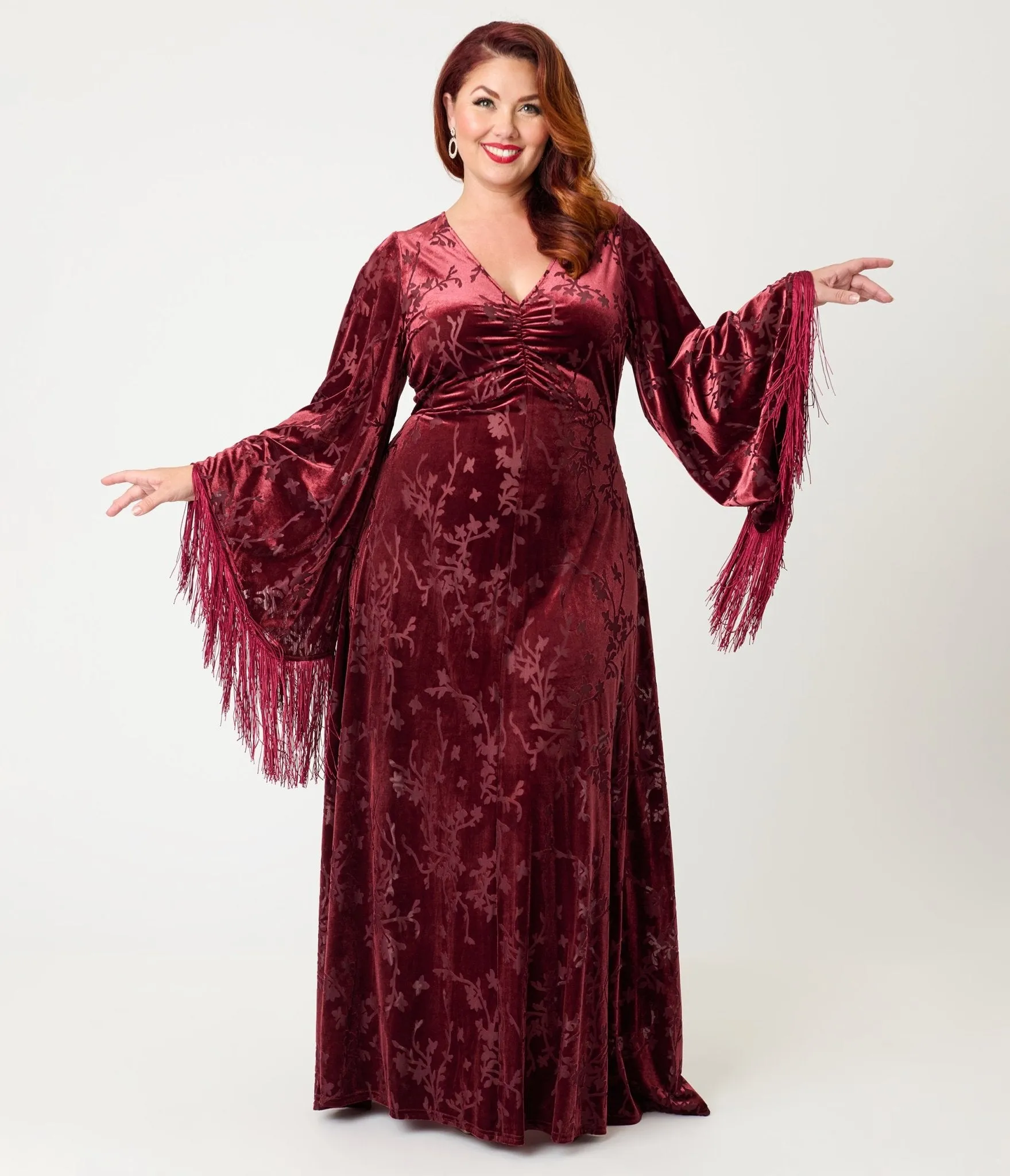 Smak Parlour Plus Size Raspberry Velvet Burnout Fringe Sleeve Stevie Maxi Dress sold by Unique Vintage product image thumbnail 4