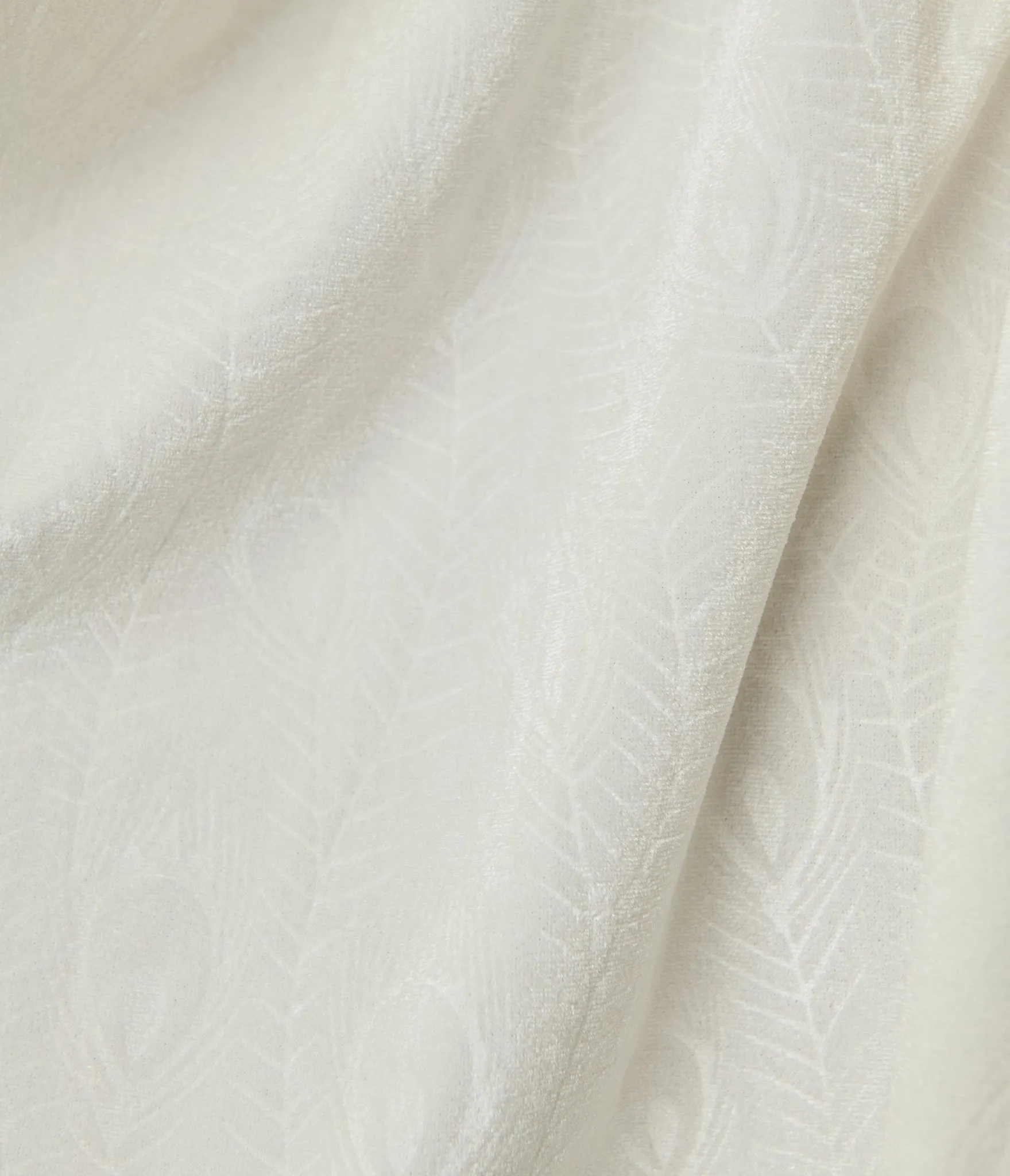 Unique Vintage Plus Size Ivory Peacock Embossed Velvet Flutter Sleeve Lenora Swing Dress sold by Unique Vintage product image thumbnail 5