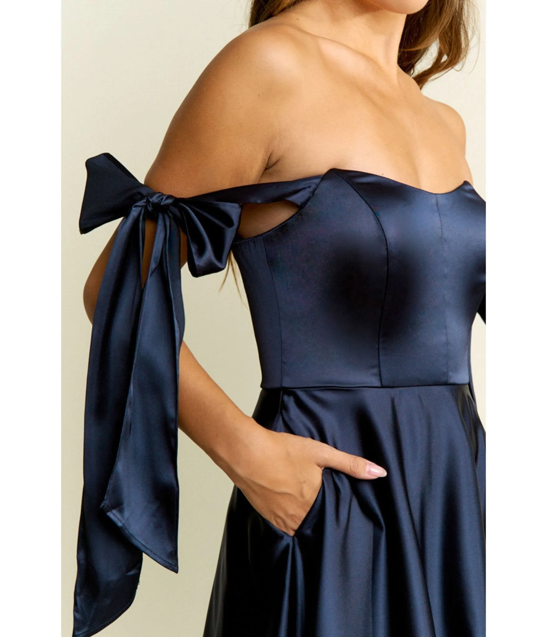 Navy Bow Off the Shoulder Midi Dress sold by Unique Vintage product image thumbnail 4