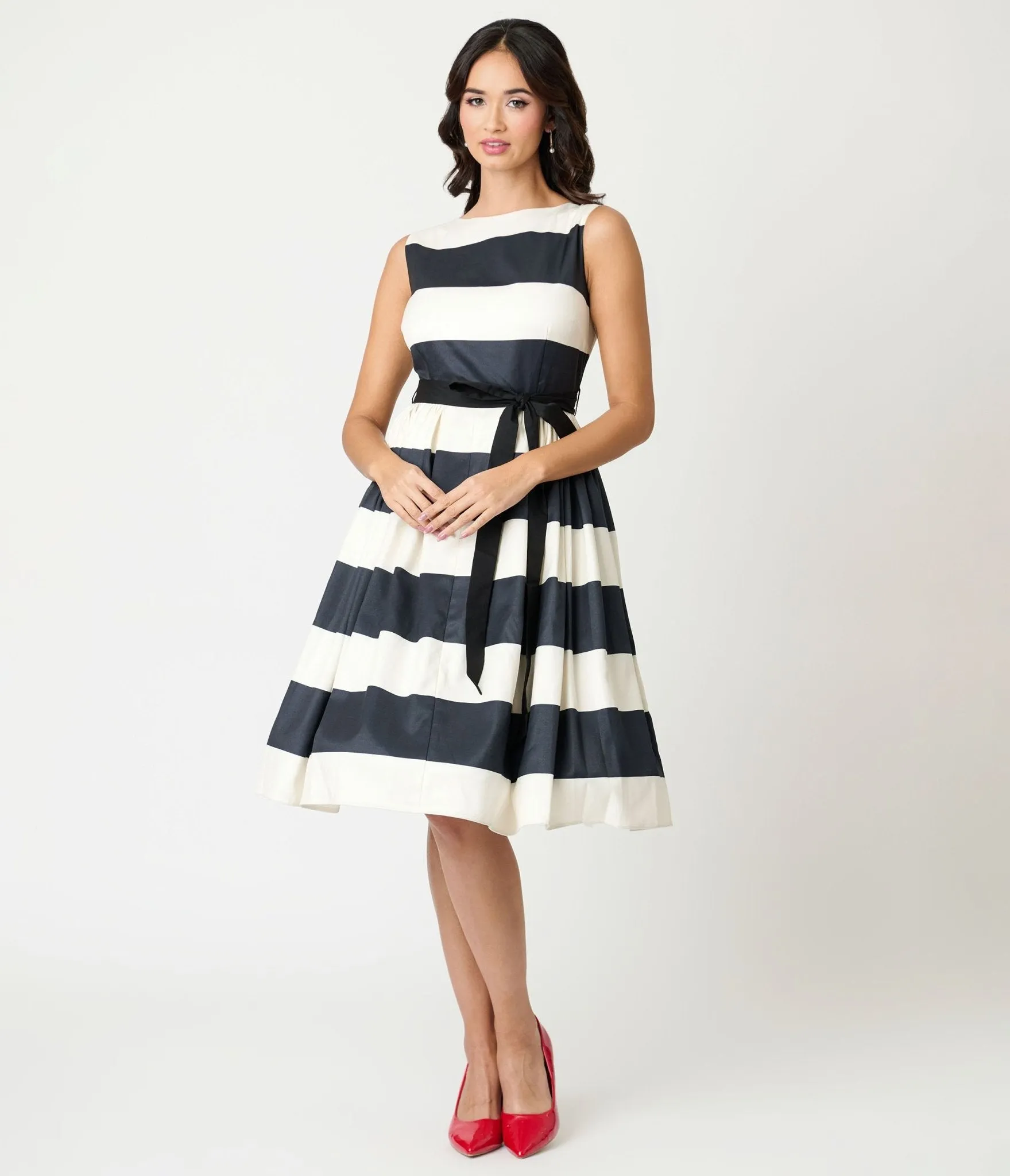 Unique Vintage Black & Ivory Stripe Swing Dress sold by Unique Vintage product image thumbnail 4