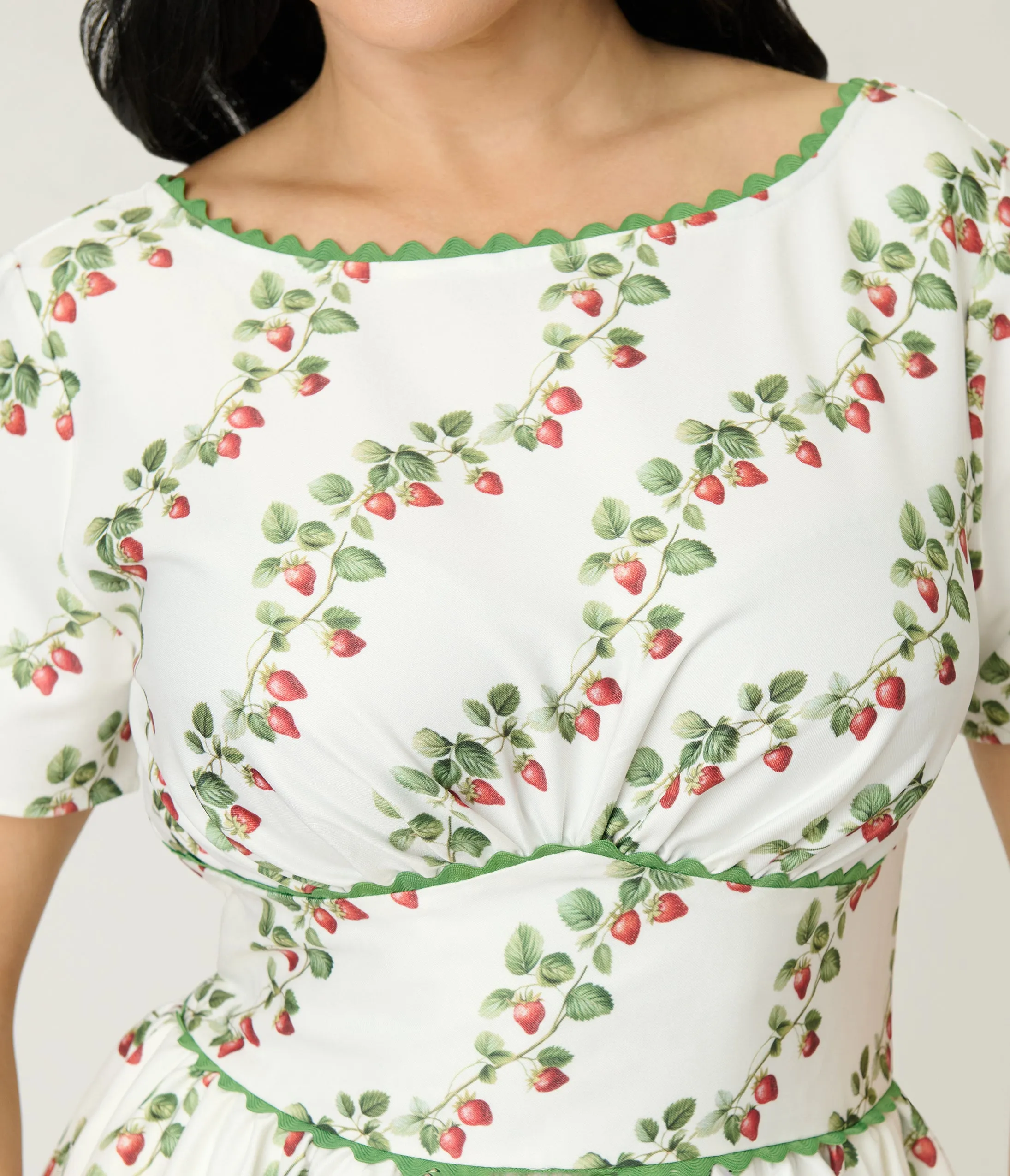 Unique Vintage Strawberry Vine Print Swing Dress sold by Unique Vintage product image thumbnail 5