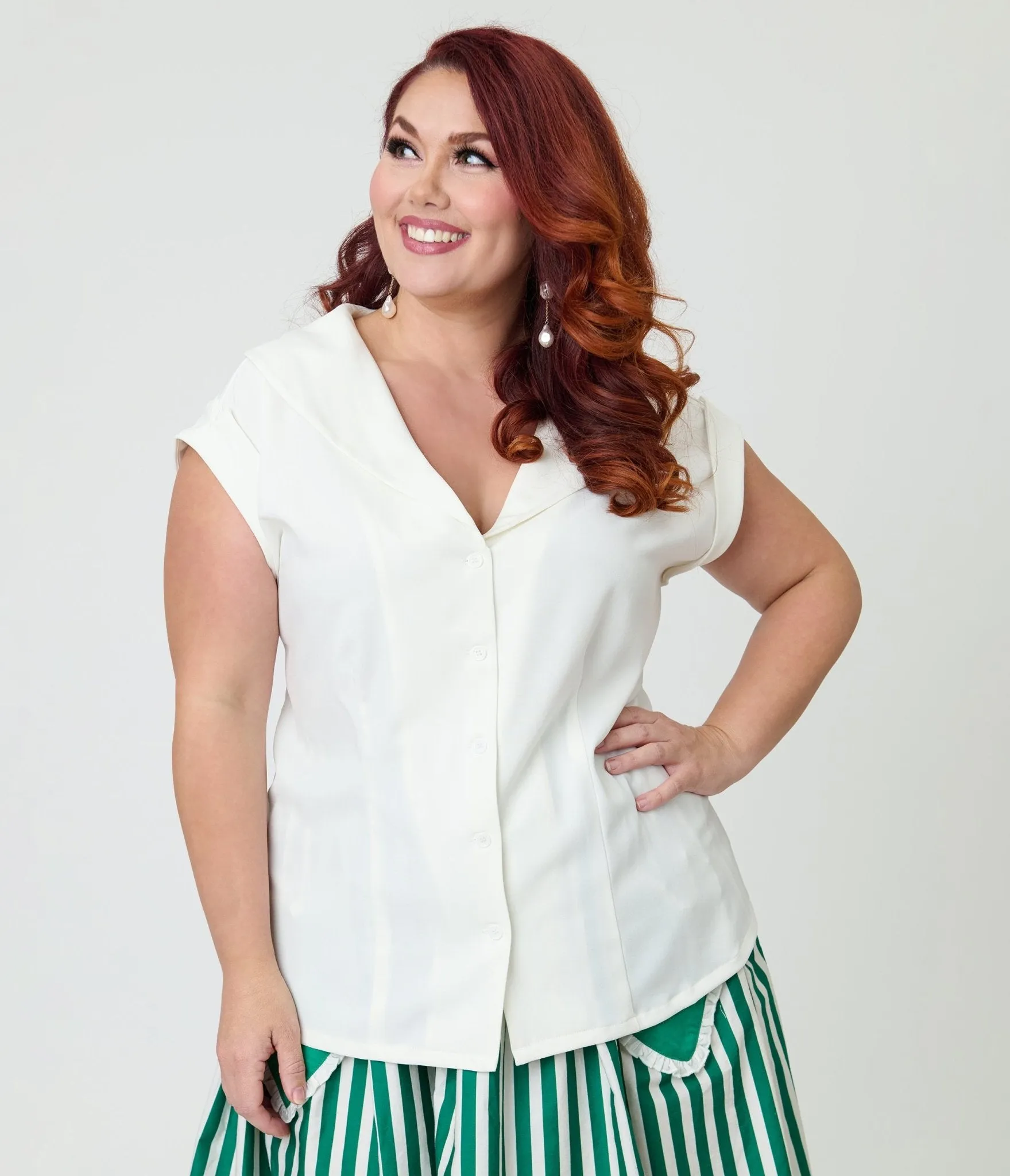 Unique Vintage Plus Size White Twill Sleeveless Blouse sold by Unique Vintage product image thumbnail 3