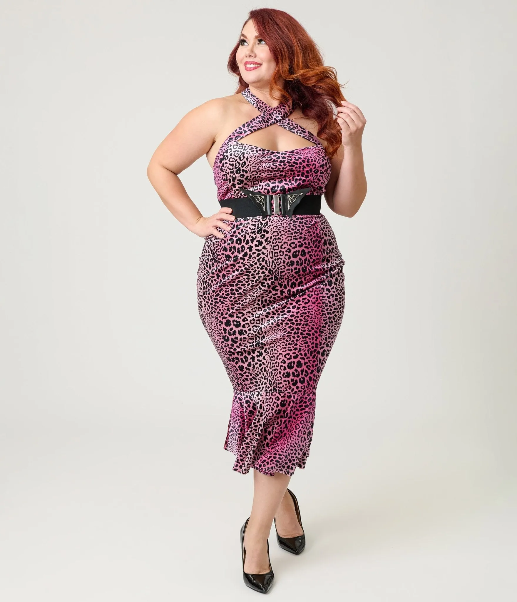 Elvira x Unique Vintage Plus Size Pink Leopard Signature Velvet Pencil Dress sold by Unique Vintage product image thumbnail 4