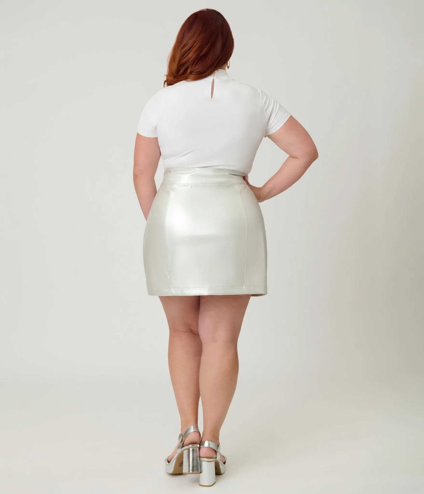 Smak Parlour Plus Size Silver Belted Mini Skirt sold by Unique Vintage product image thumbnail 3