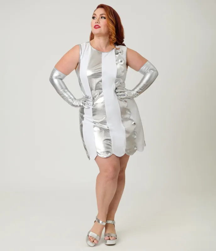 Smak Parlour Plus Size Silver & White Scallop Mini Dress sold by Unique Vintage