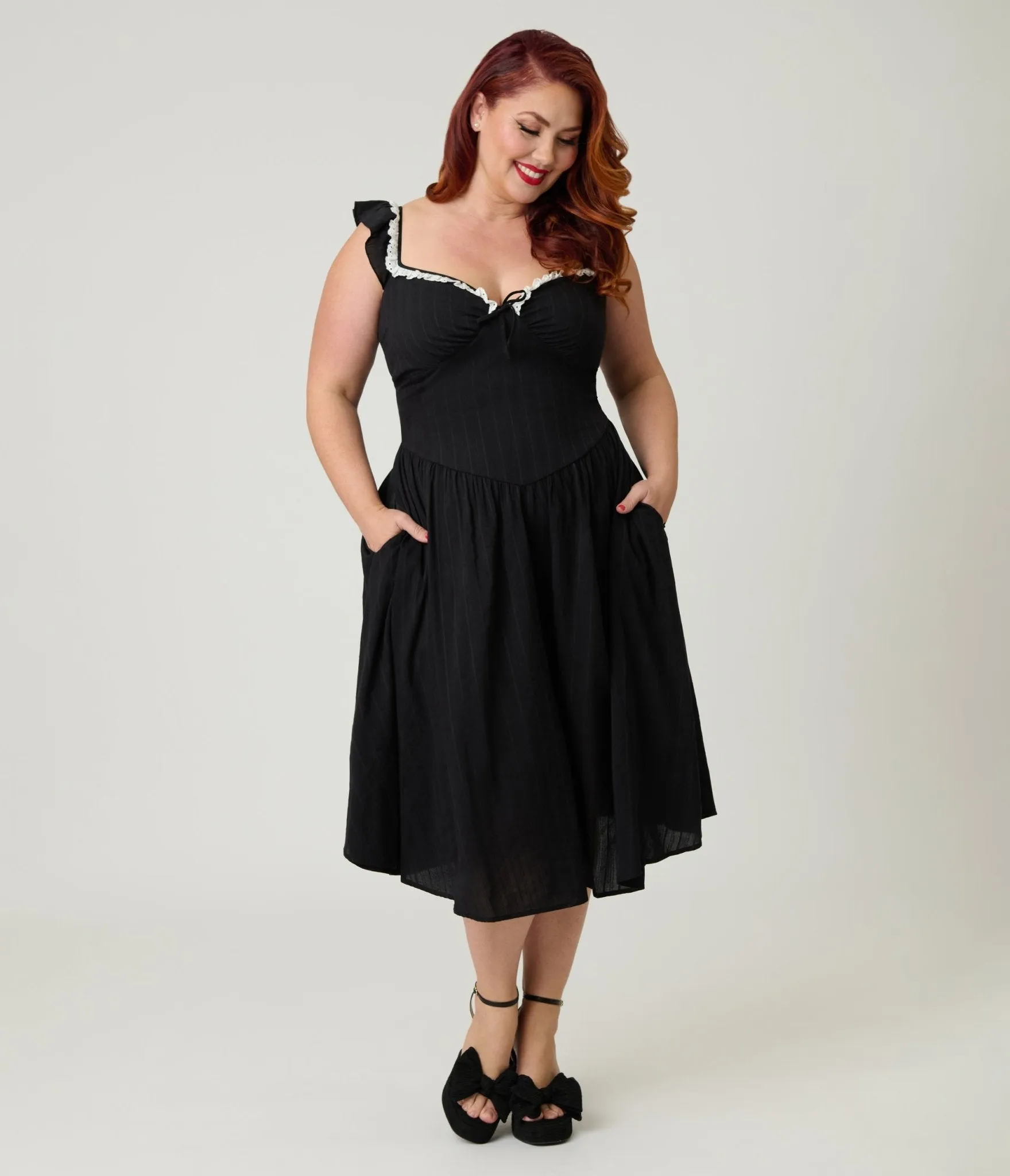 Unique Vintage Plus Size Black Sweetheart Flutter Sleeve Swing Dress sold by Unique Vintage product image thumbnail 3