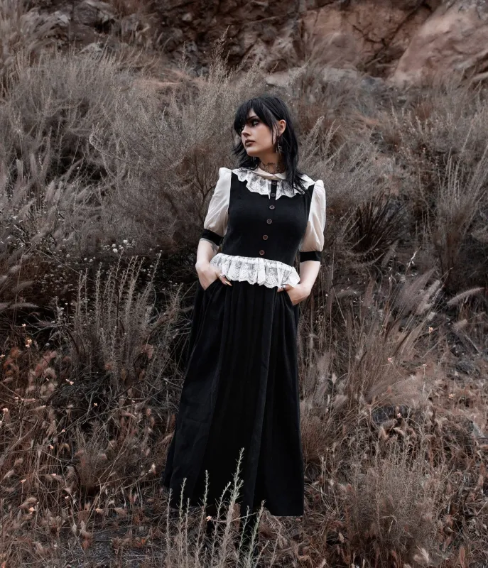 Lively Ghosts Black & White Blackfern Maxi Dress sold by Unique Vintage