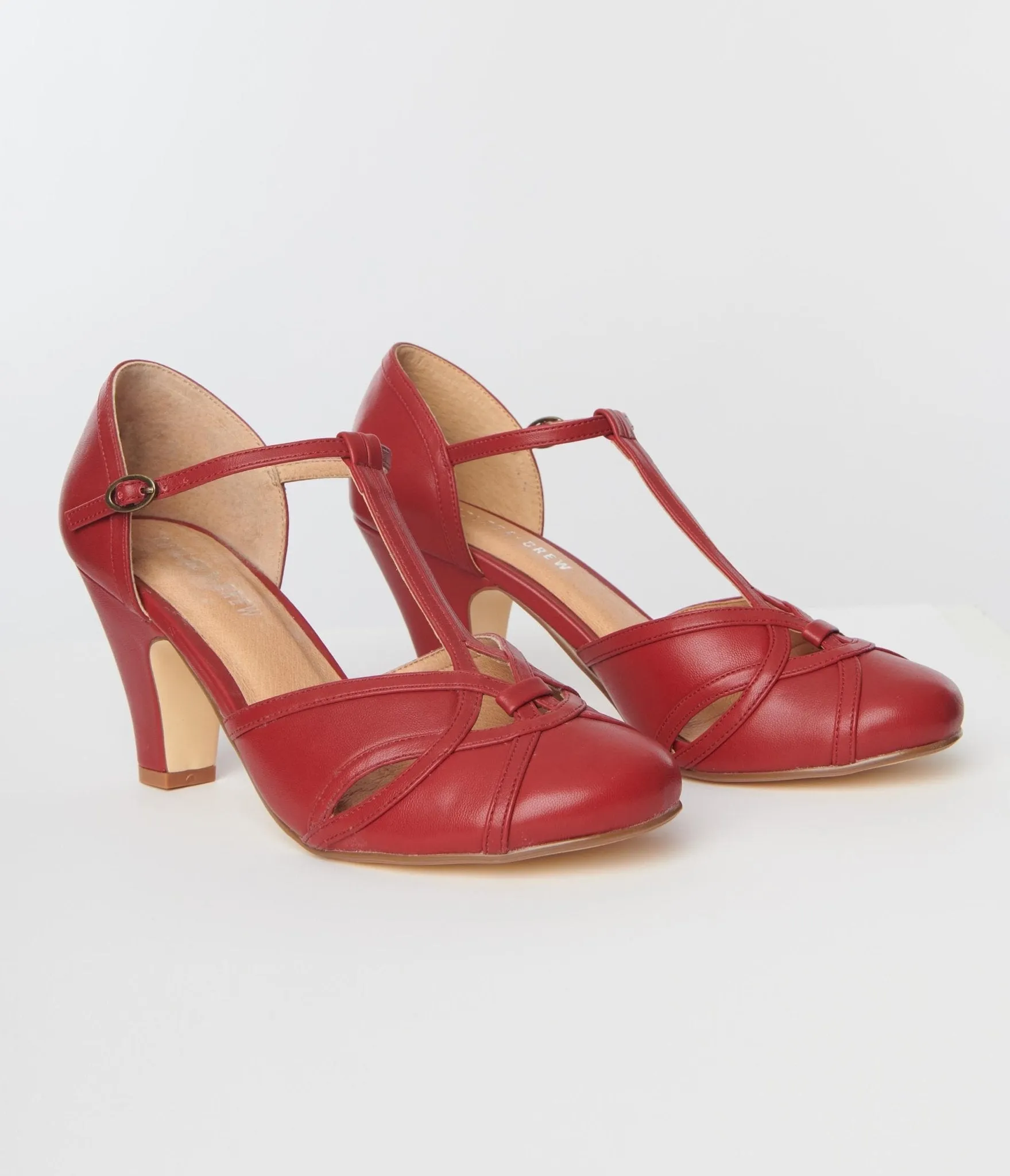 Chelsea Crew 1940s Burgundy Woven Sandy T-Strap Pump sold by Unique Vintage product image thumbnail 4