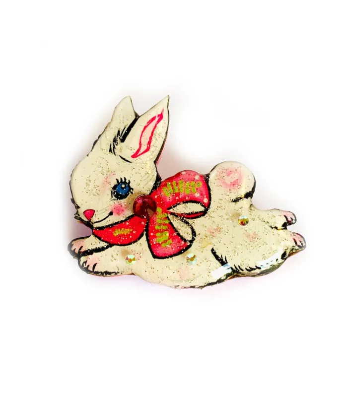 White Rabbit Brooch made by Unique Vintage