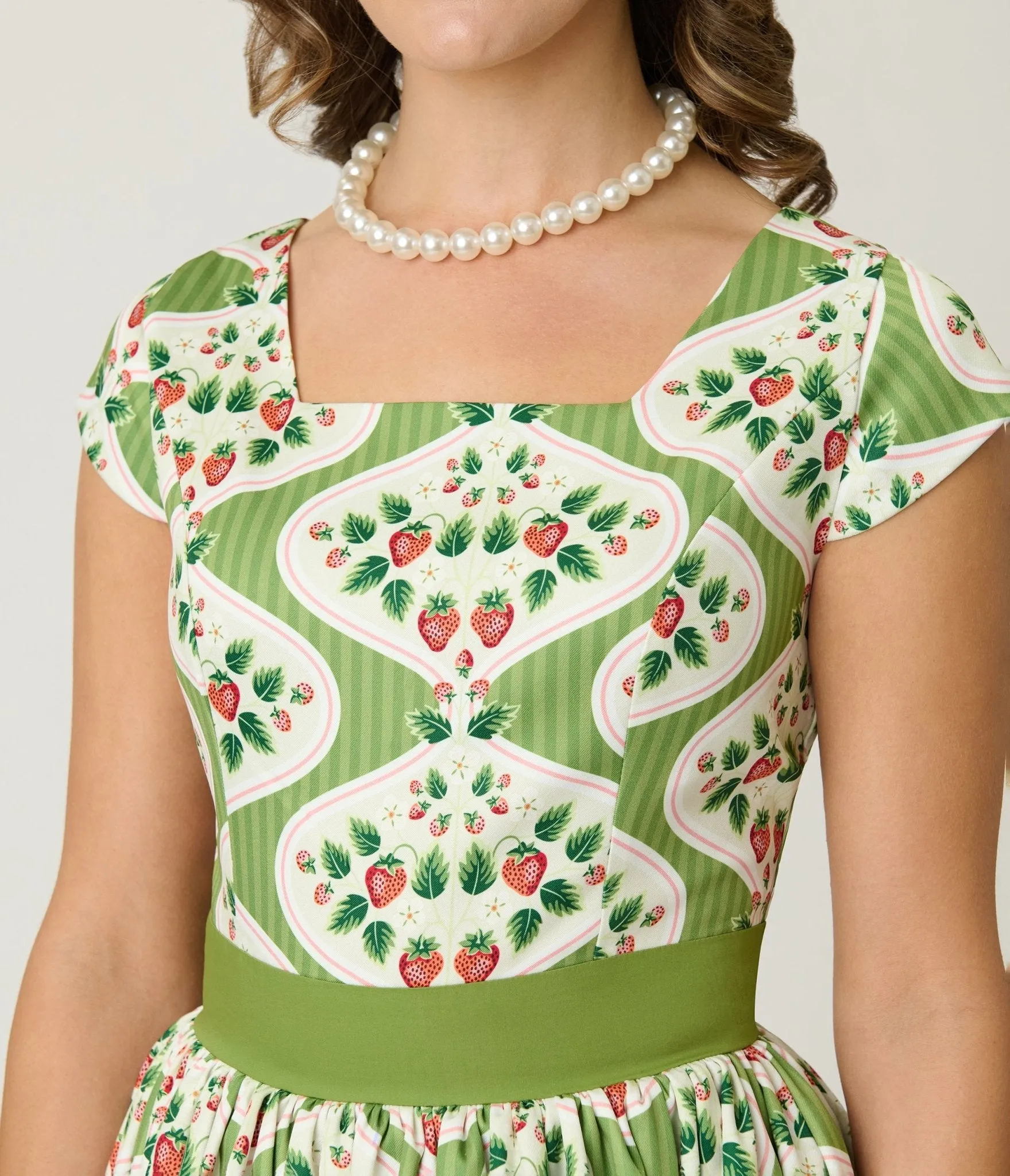 Magnolia Place Strawberry Wallpaper Anna Swing Dress sold by Unique Vintage product image thumbnail 4