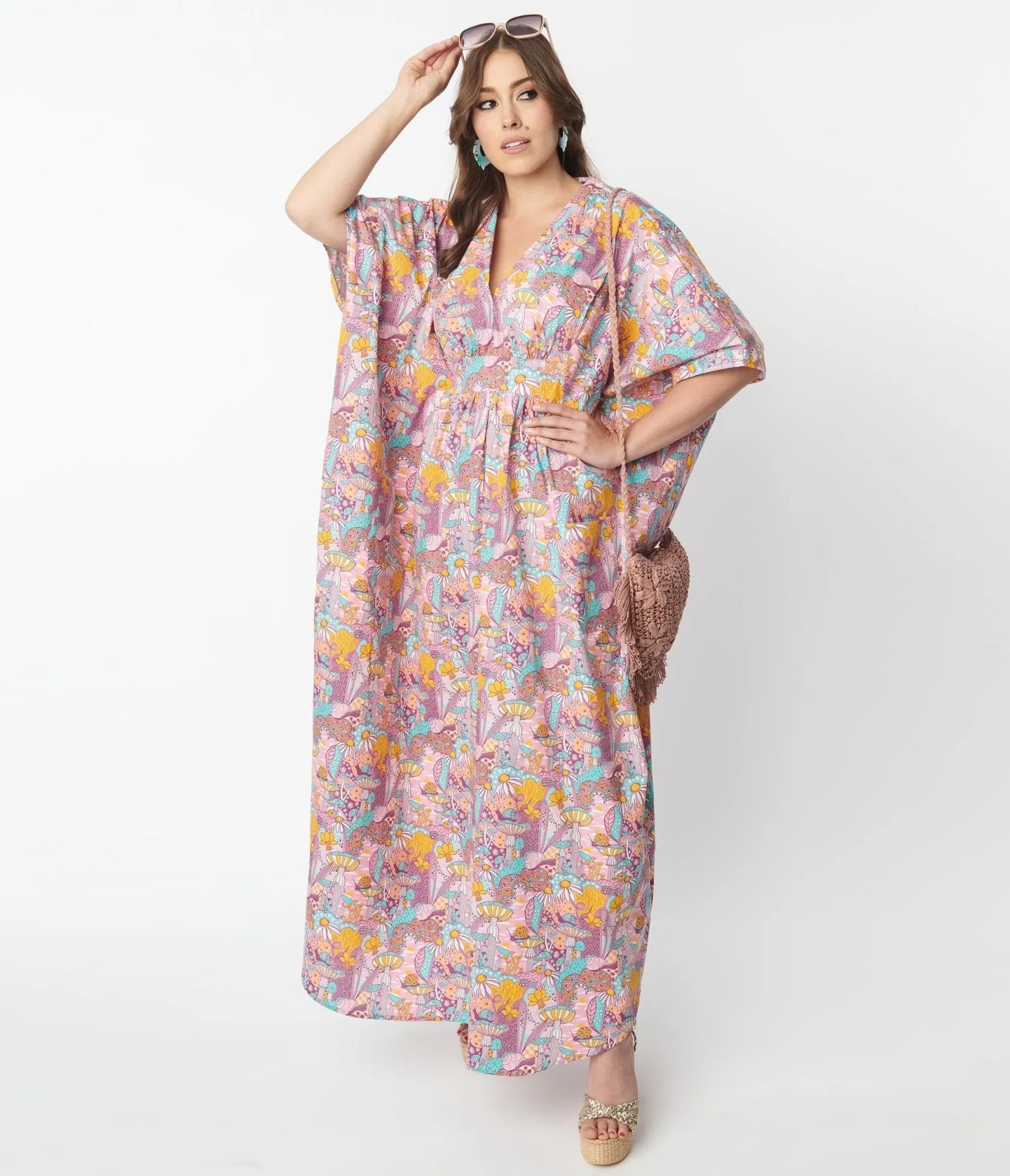 Pink Mushroom Garden Print Caftan sold by Unique Vintage product image thumbnail 4