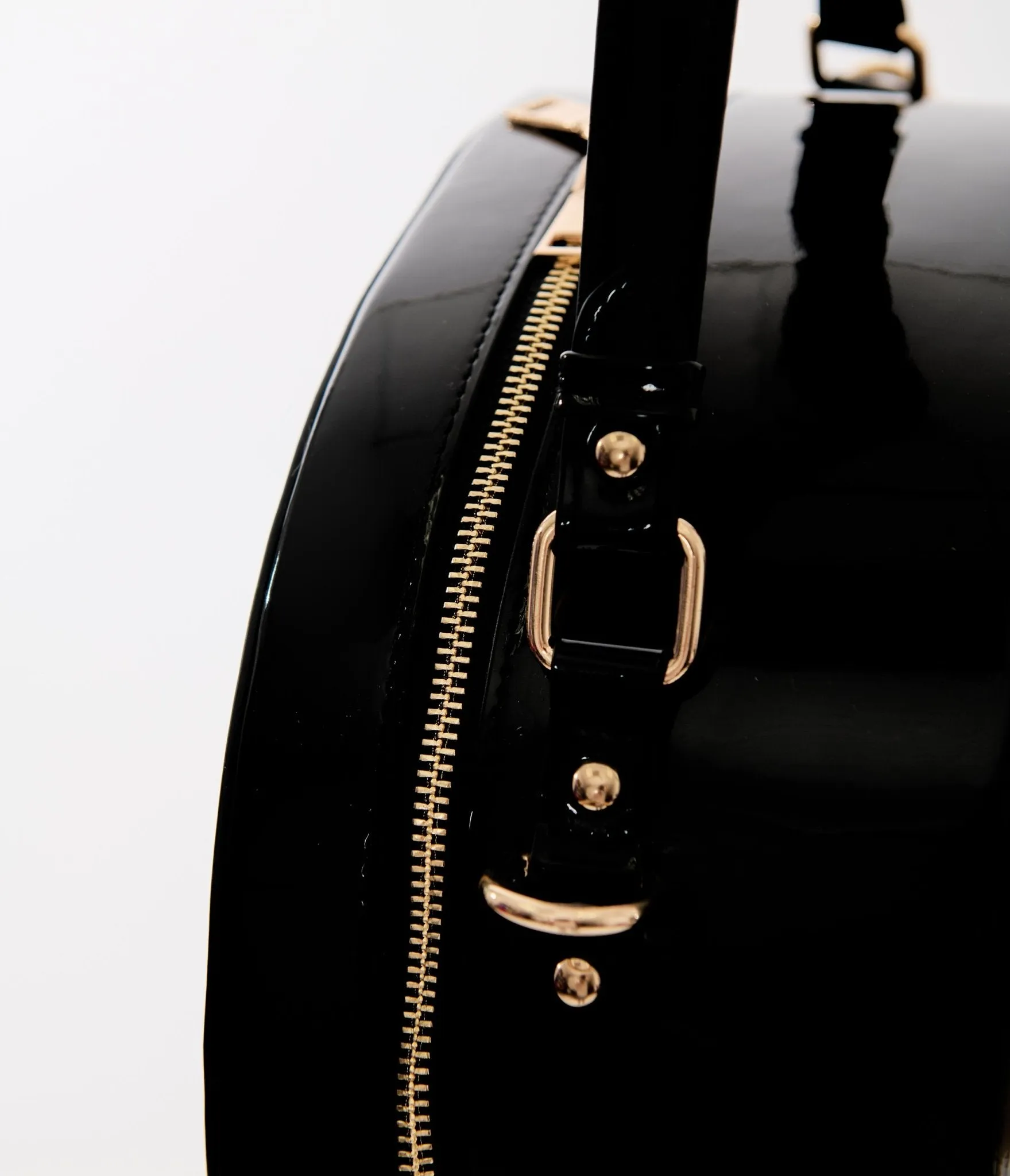 Barbie™ x Unique Vintage Classic Barbie Icon Leatherette Circle Bag sold by Unique Vintage product image thumbnail 5