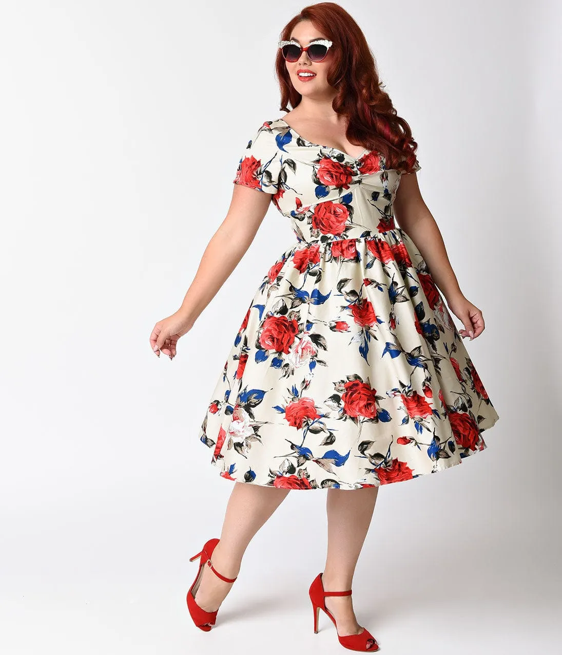 Unique Vintage Plus Size 1950s Style Beige & Floral Short Sleeve Draper Swing Dress sold by Unique Vintage product image thumbnail 3